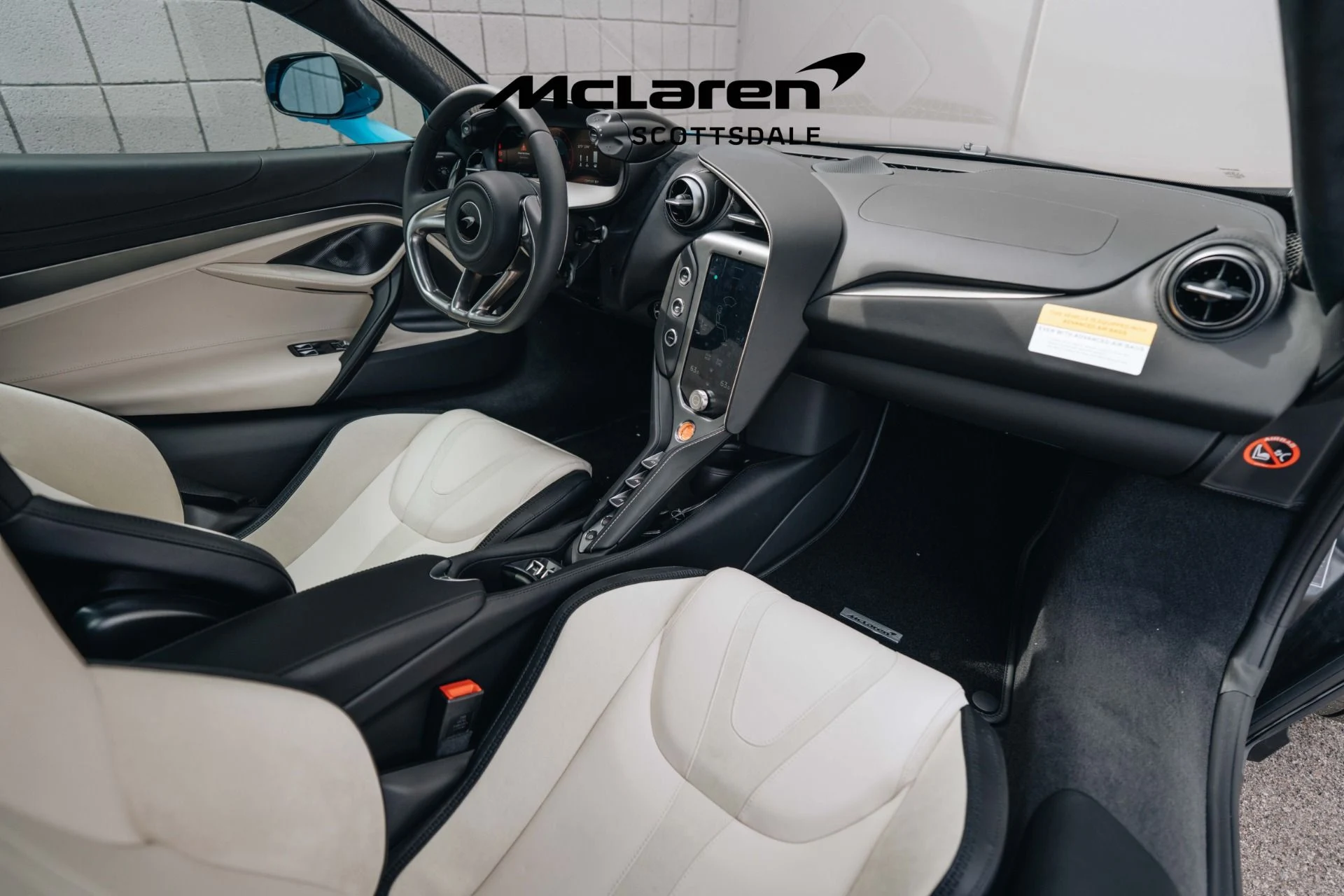 mph028_4182670906_Used_2025_MCLAREN_750_S_Tech_Lux_1775841304_0601e8fa21