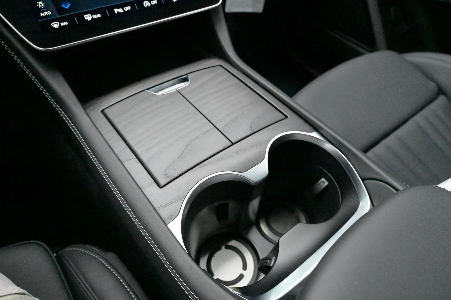 mph028_4185207696_2569392f7d224c6cb15a504f83d6e93f_4a373b5e12