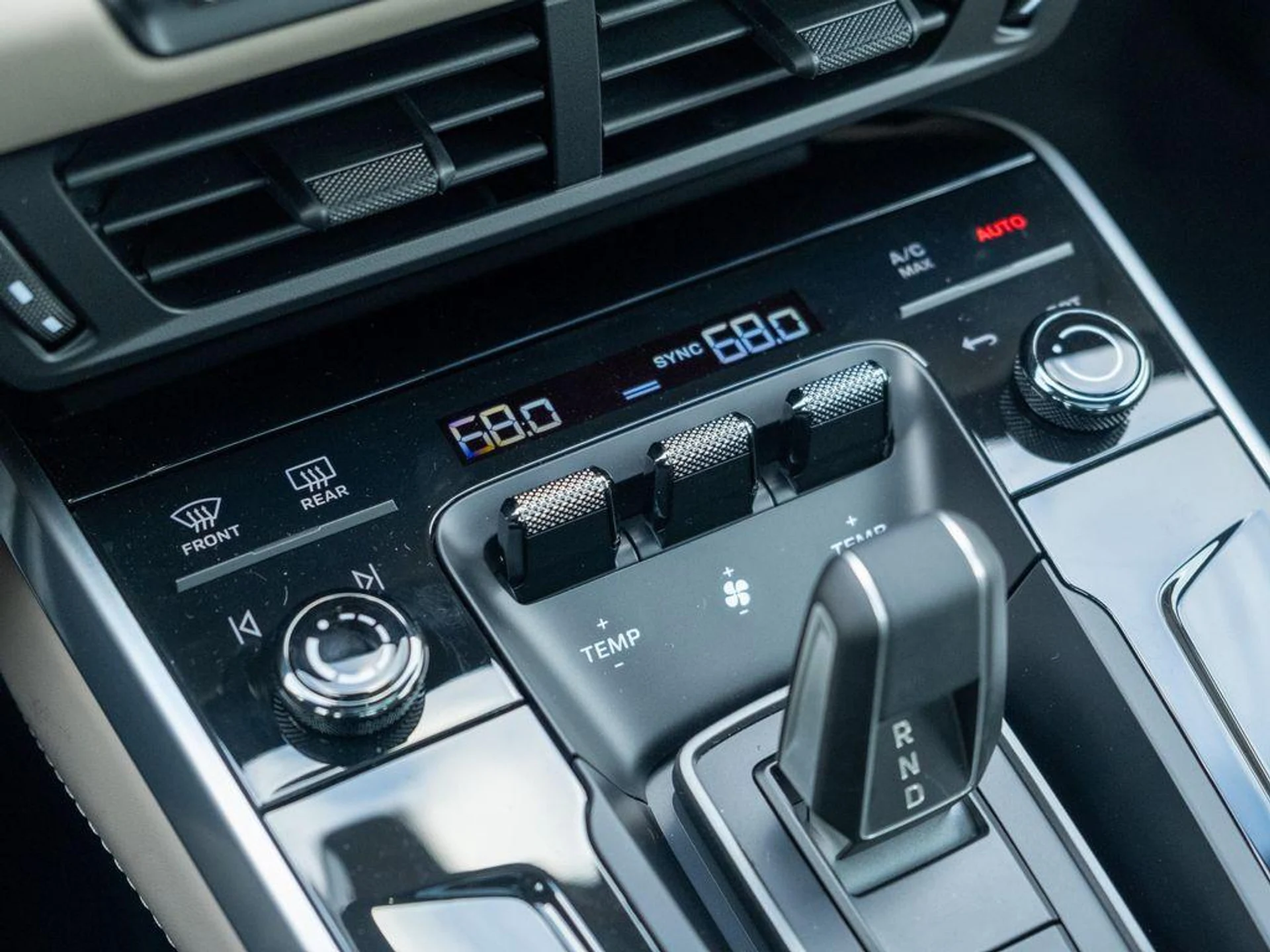 mph028_4186415948_VN_2_H3cvl_Aei_L6_Aqmc_Aj_E_Ig4zxl_U_818cf0812d