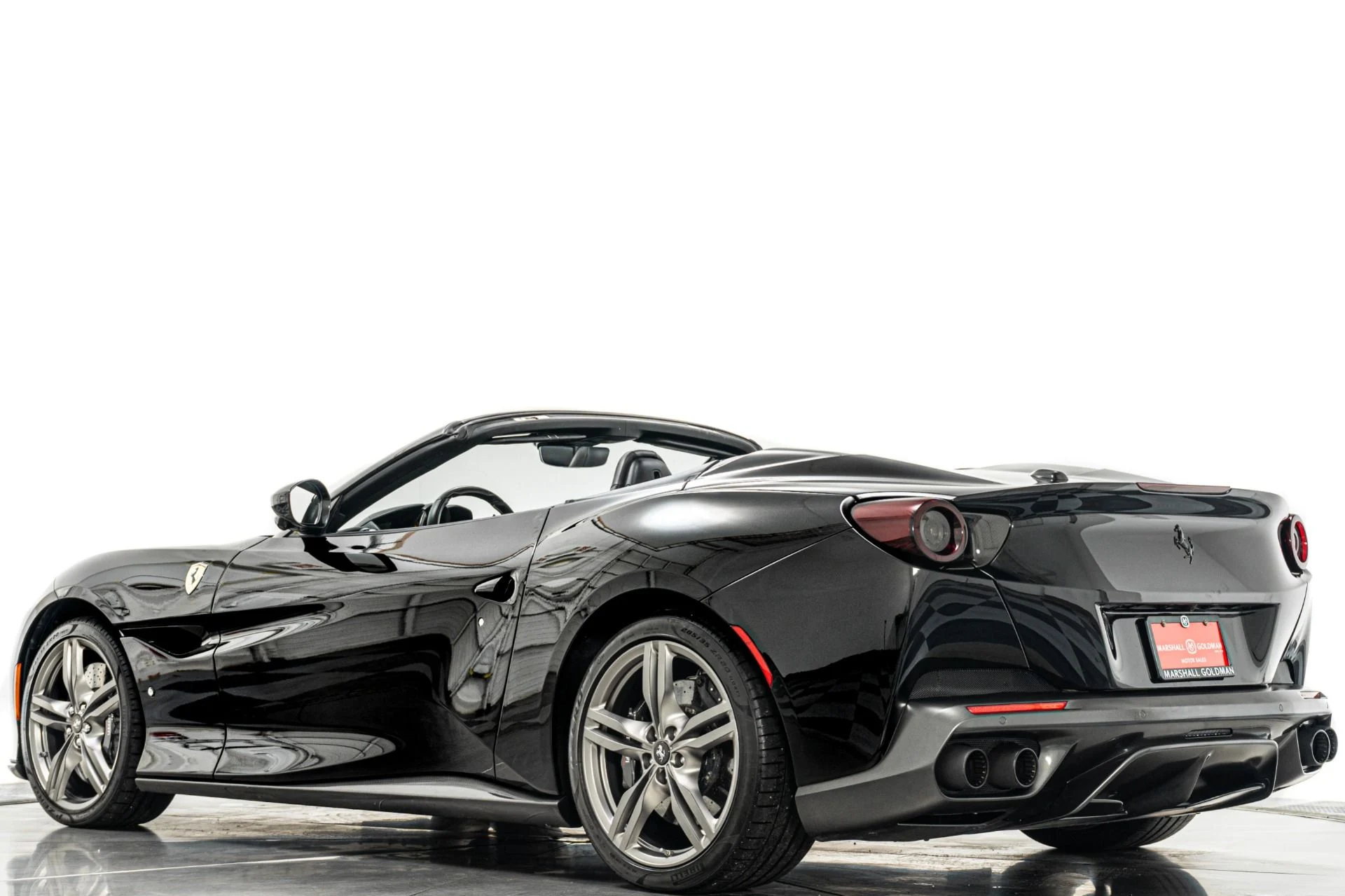 mph028_4192327766_Used_2020_Ferrari_Portofino_Lots_of_Interior_Carbon_Square_Quilting_Magneride_Suspension_1763996776_aa4de94480