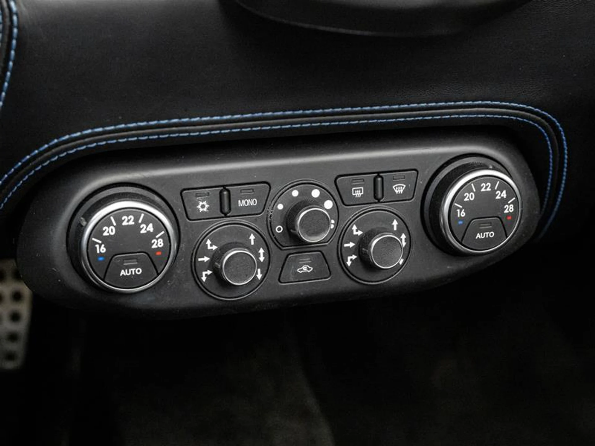 mph028_4207124490_11907772_1640334160_2948718a21