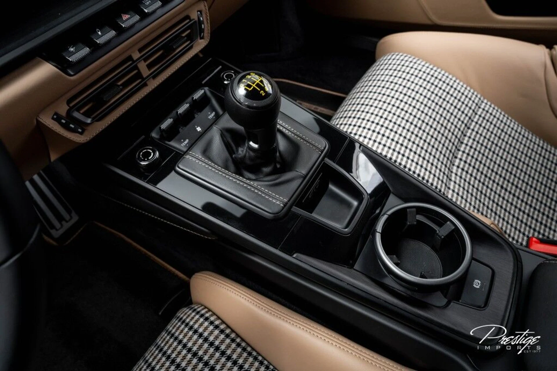 mph028_4214223443_86f53e9847d1619b54649e87ba8ffebd_8285c66649