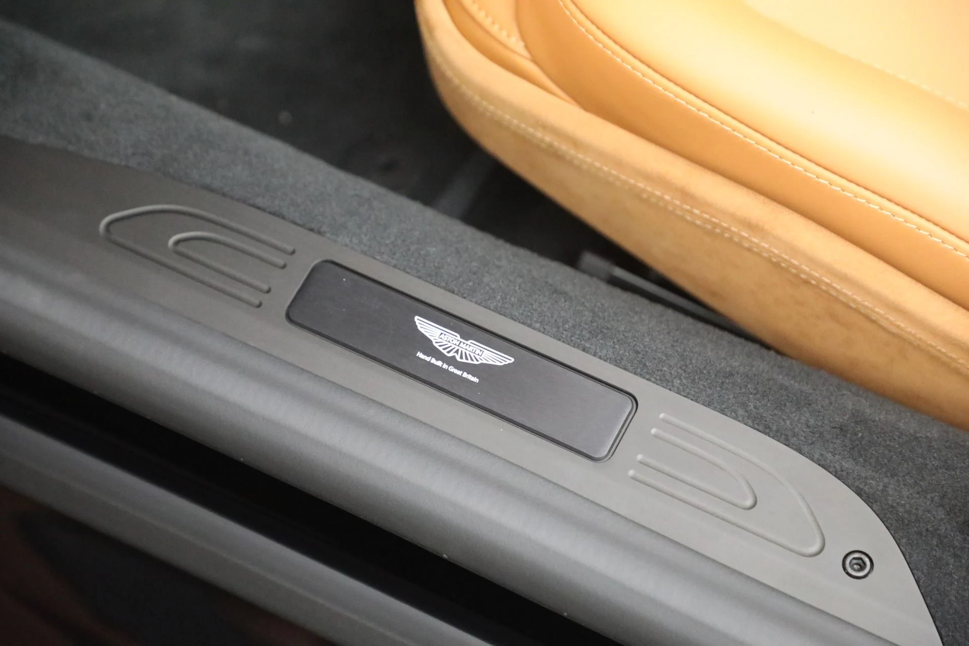 mph028_4220566460_New_2026_Aston_Martin_Vantage_Roadster_1767813695_d72686482b