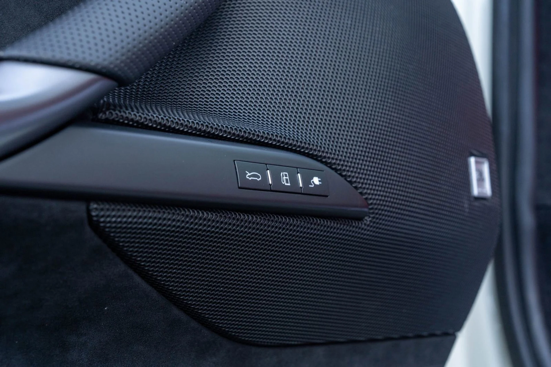 mph028_4224052899_f8a6c8aac77349a1935fbbe62ea3dd48_6c9009a6cd