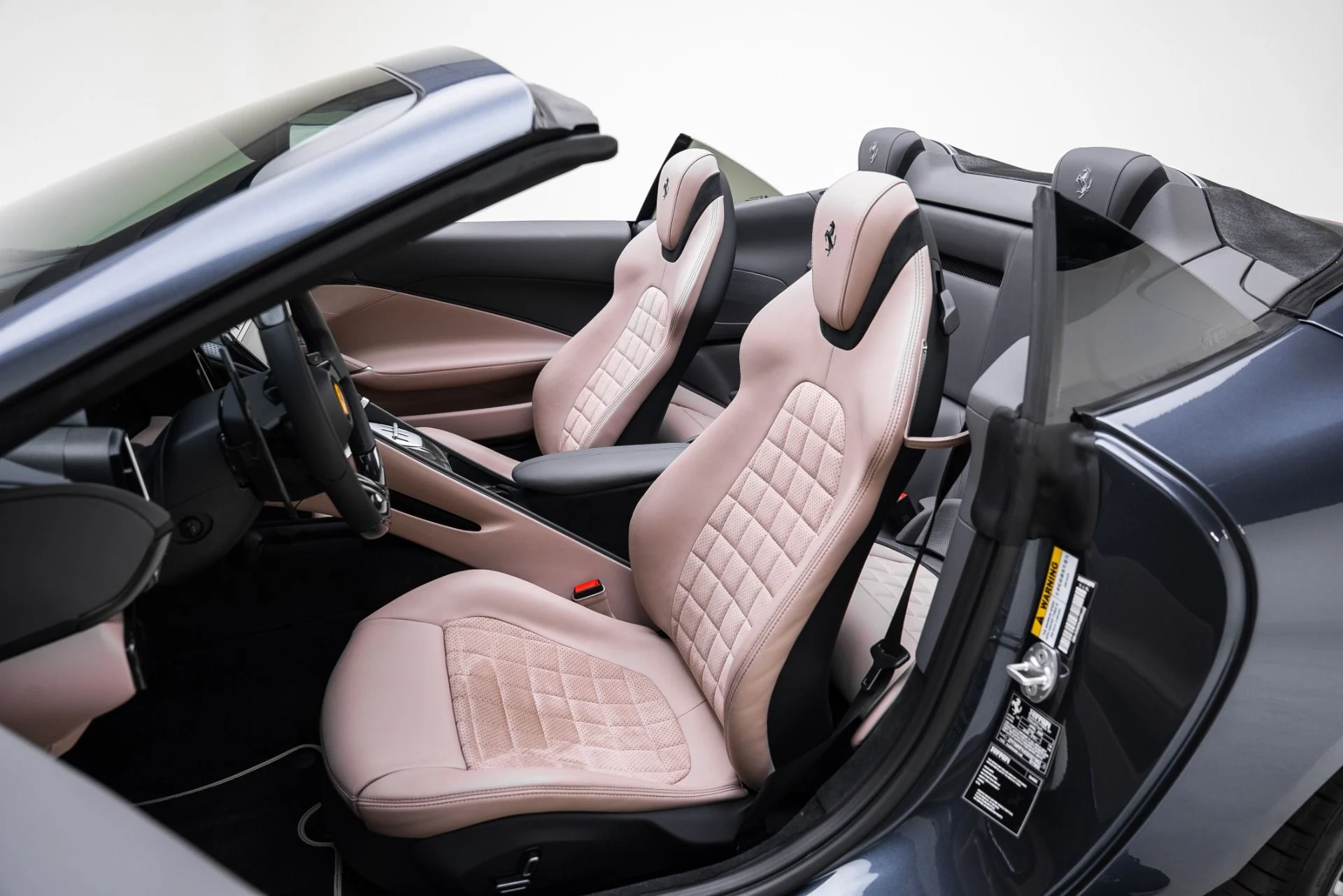 mph028_4225408433_Used_2025_Ferrari_Roma_Spider_1767891766_c02664ee09