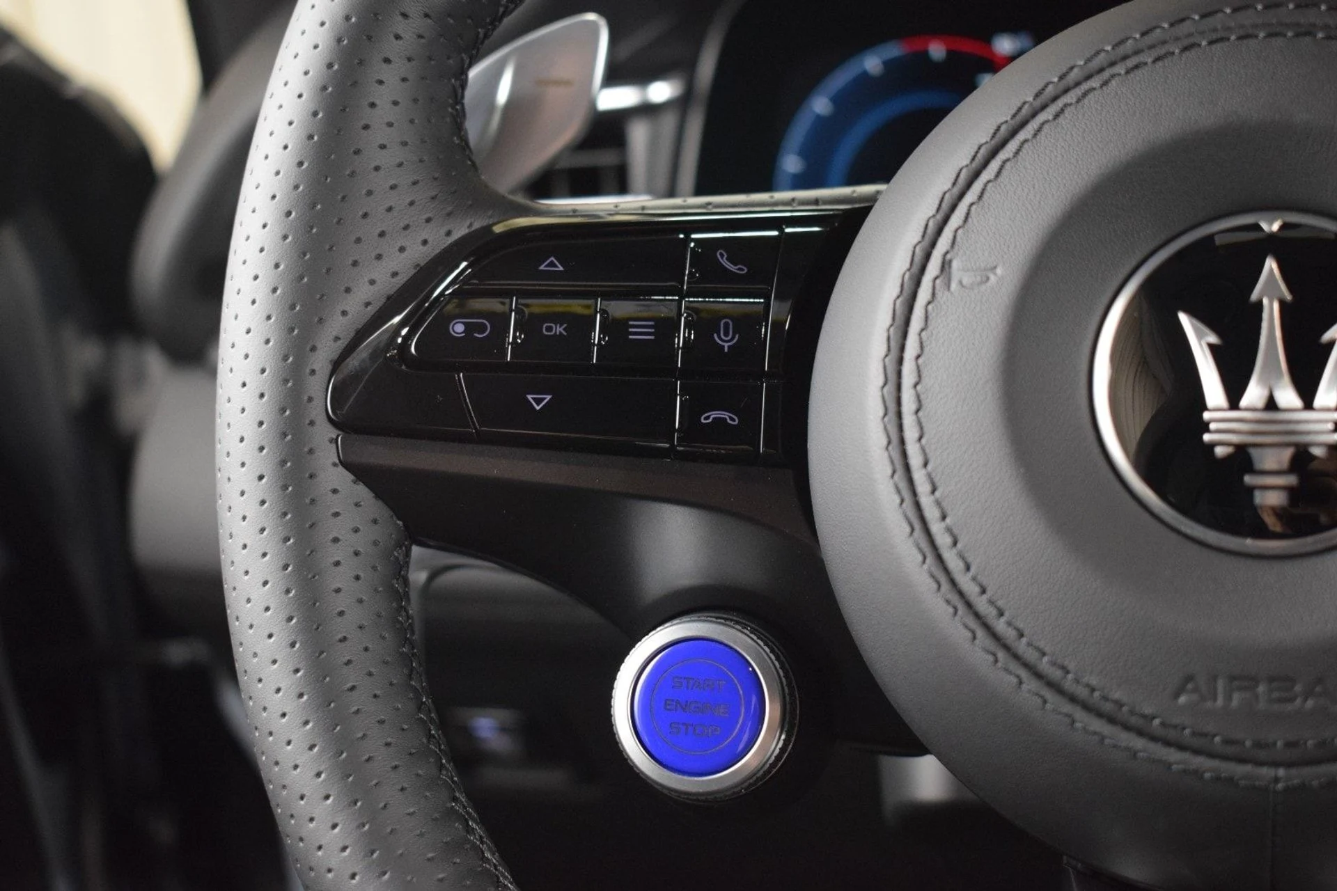 mph028_4228077590_c265ac3425424845cea3fea687a14659x_7baa23a86e