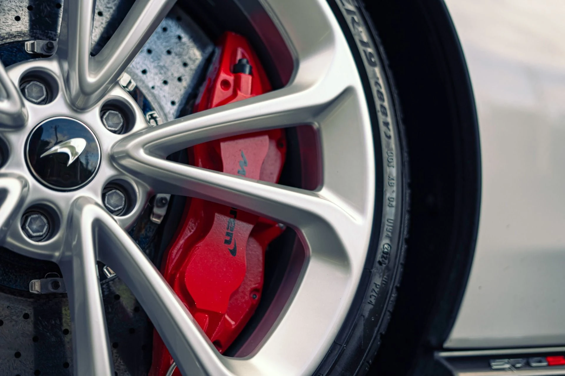 mph028_4229362306_Used_2019_Mc_Laren_570_S_Spider_1779318587_2898a4da77