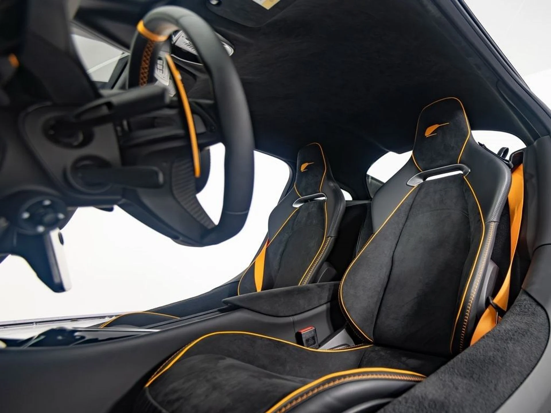 mph028_4231016331_dbd32930480632a78f3b75e4d3a18314x_fadebdb860