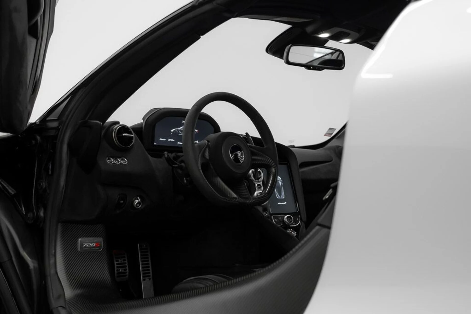 mph028_4233479457_mclaren_720s_2020_jpg_v_1758918548_1c222d07d6