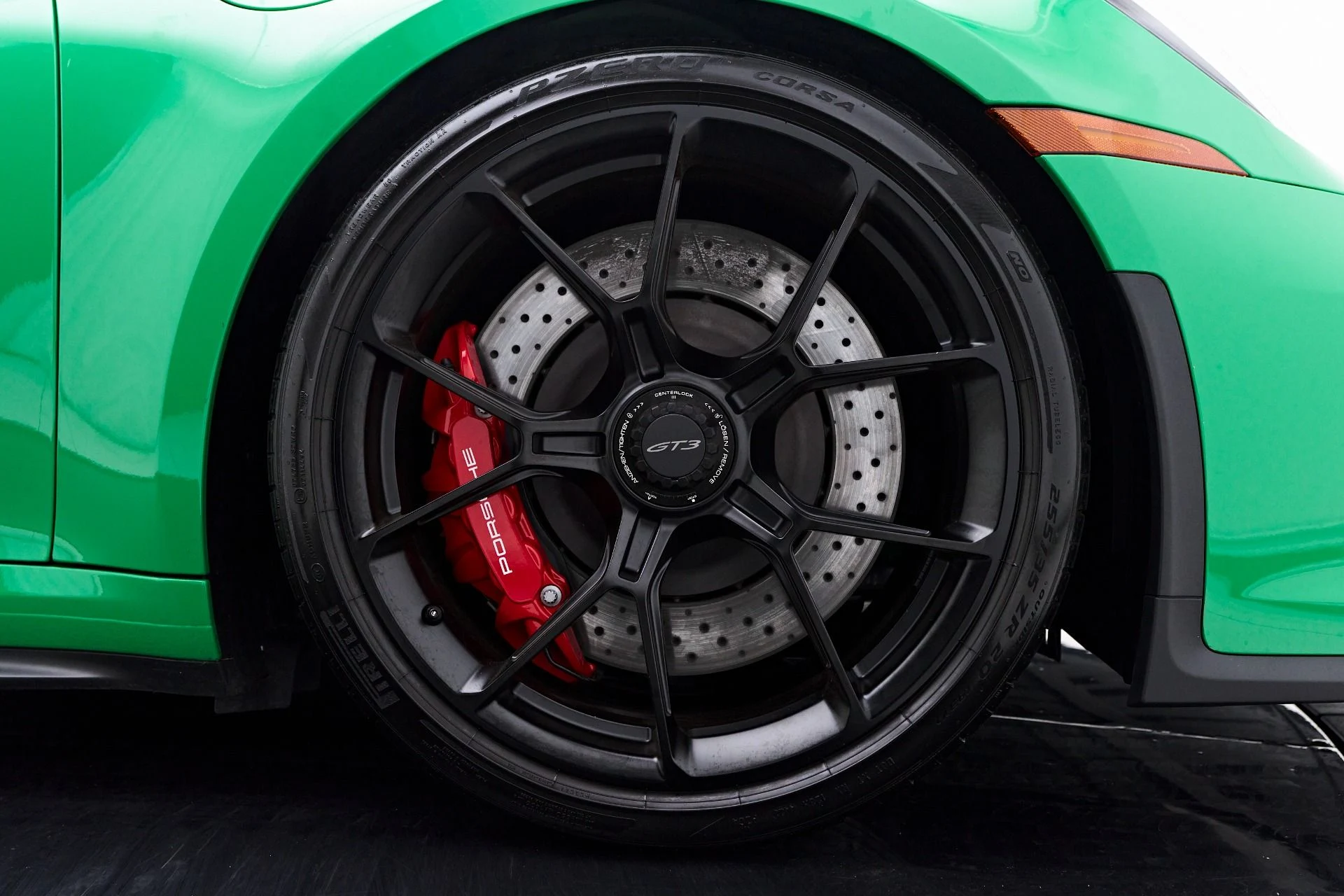 mph028_4235886405_Used_2022_Porsche_911_GT_3_1763574748_17fe72ee05