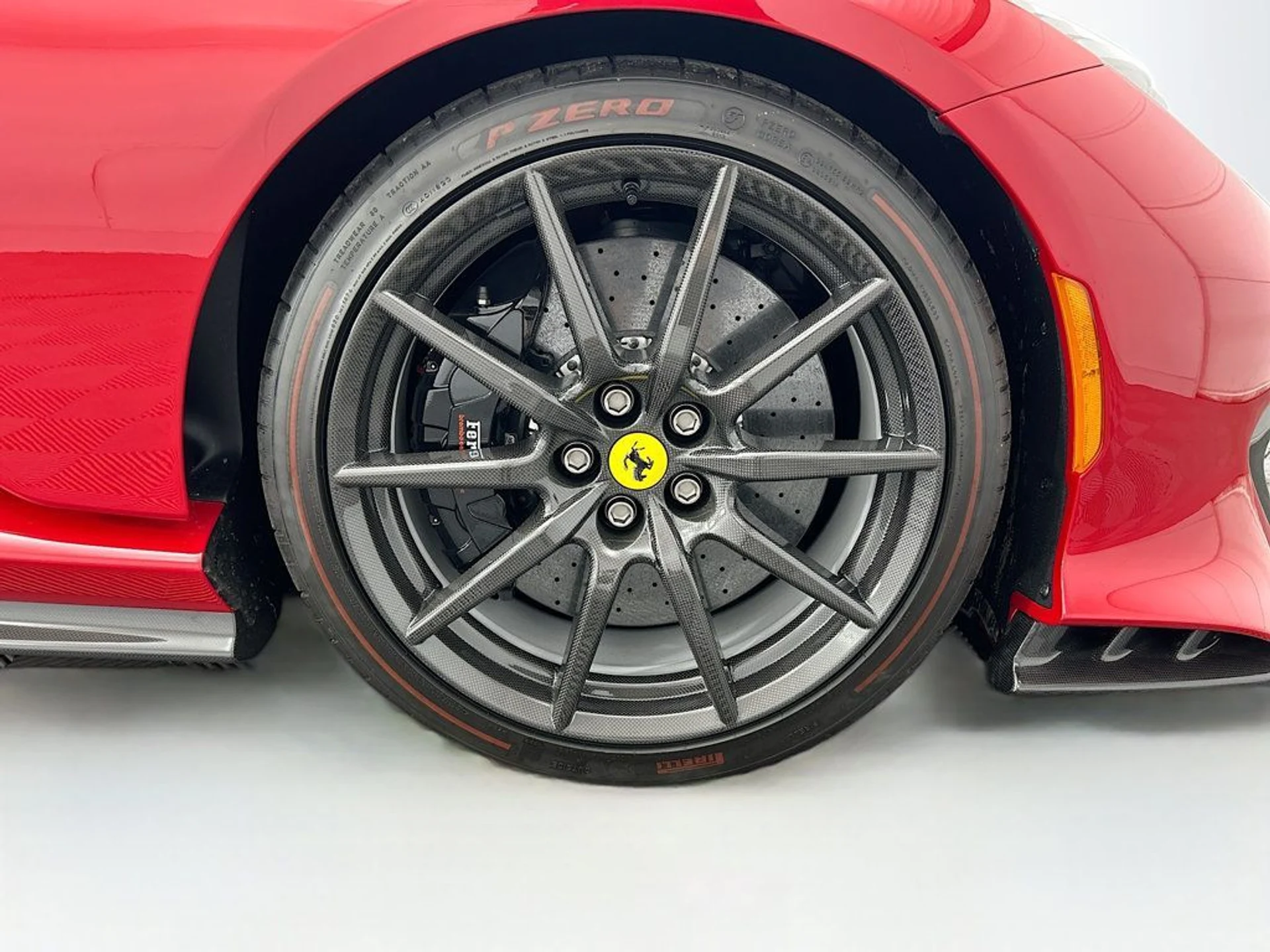 mph028_4251231123_used_2024_ferrari_812_competizione_consignmentcar_8119_22991795_29_1024_ed501bf440