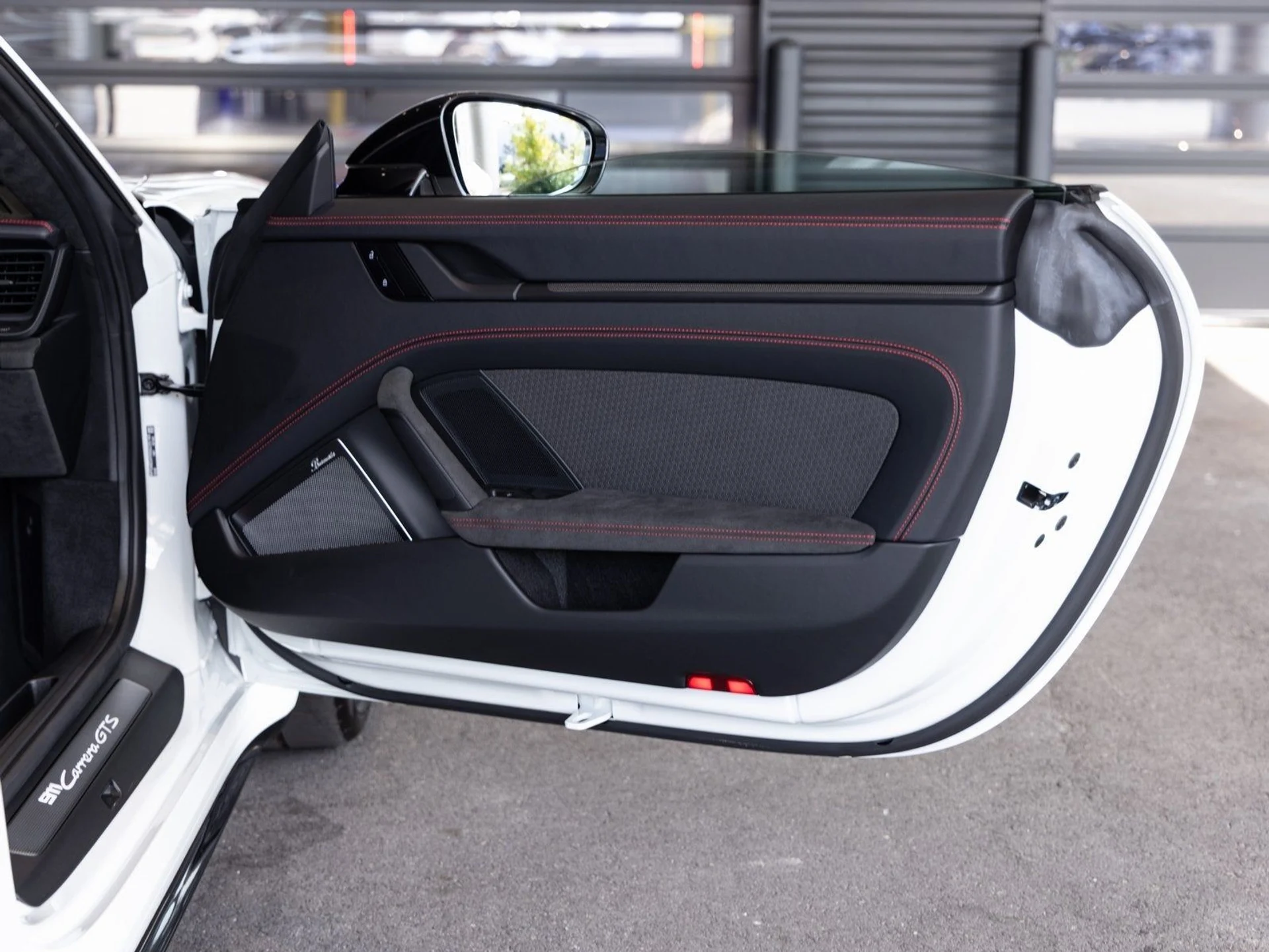 mph028_4251567003_29_51f2a87a93