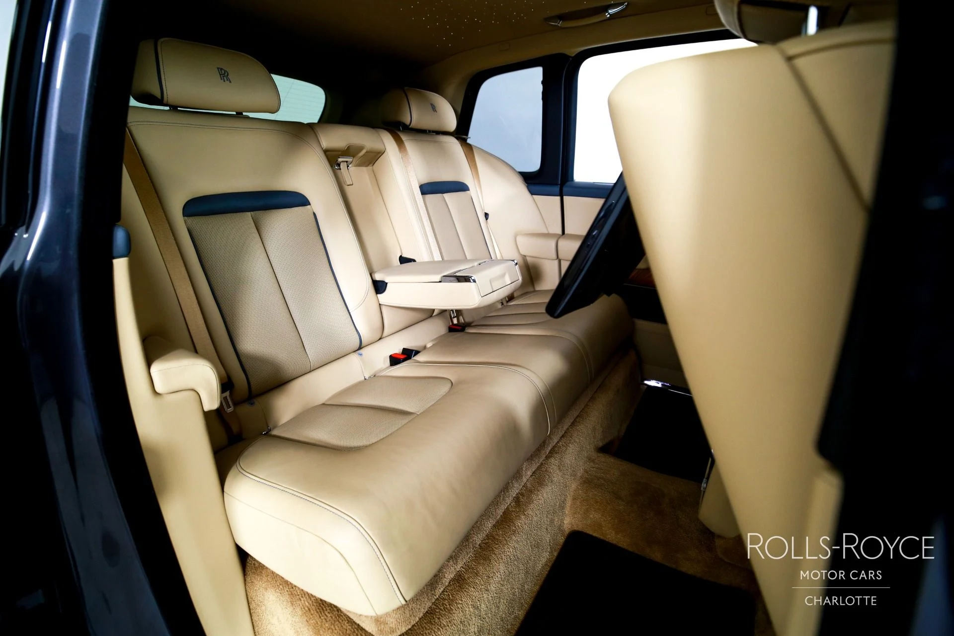 mph028_4253448729_Used_2020_Rolls_Royce_Cullinan_1789145269_9ab155809b