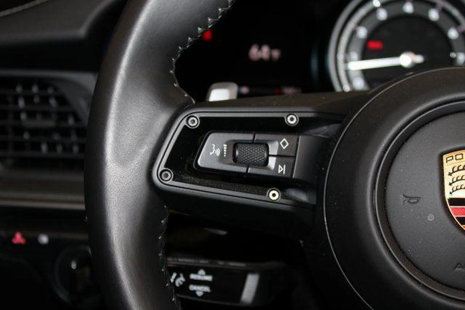 mph028_4254599157_Mjcos_W_Fg_Eq9_a_Do_Uc_EH_GA_Mhzzg_ef12502f3d