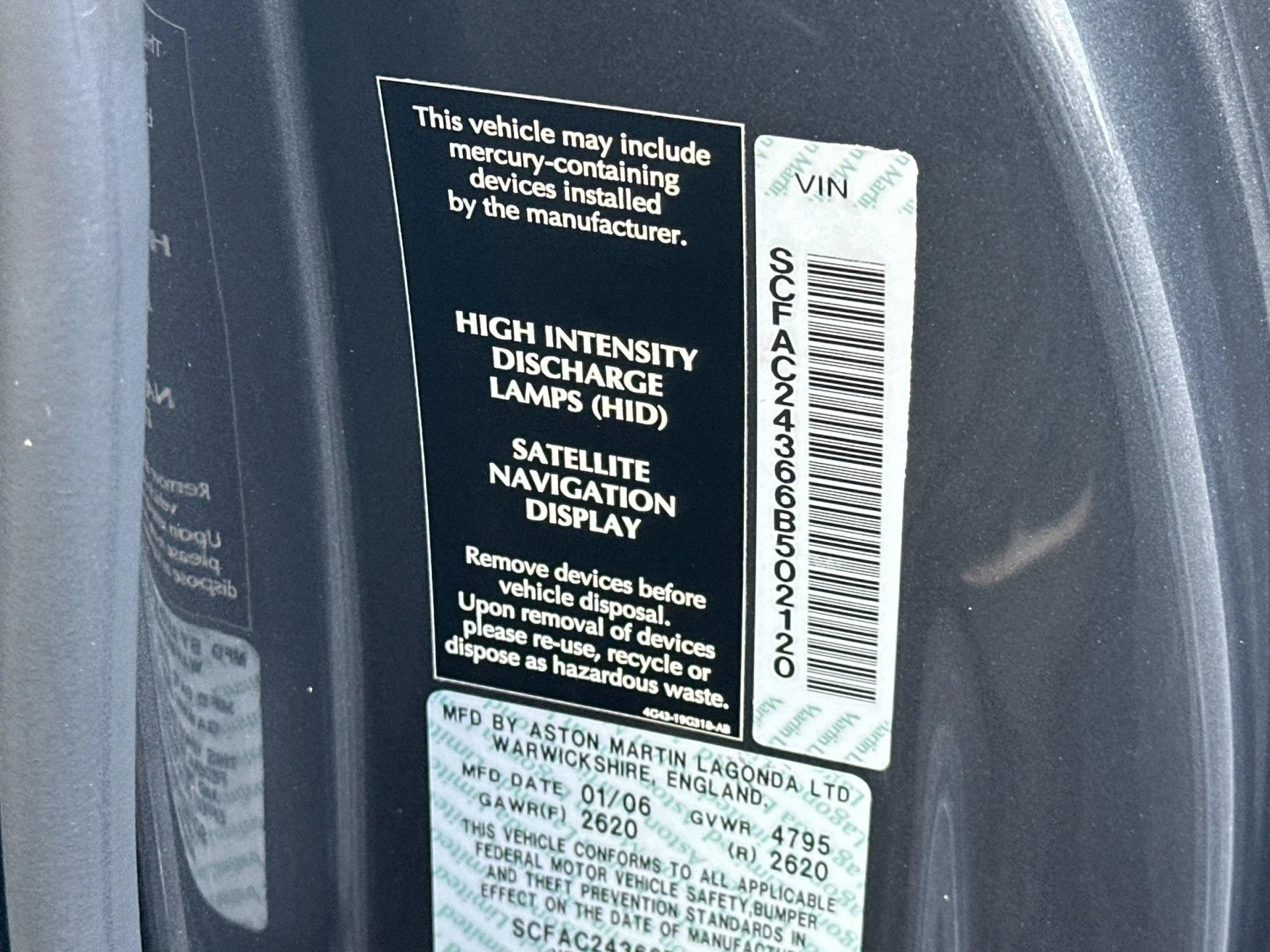 mph028_4255536783_Used_2006_Aston_Martin_Vanquish_S_1763565001_2f470d4f3a