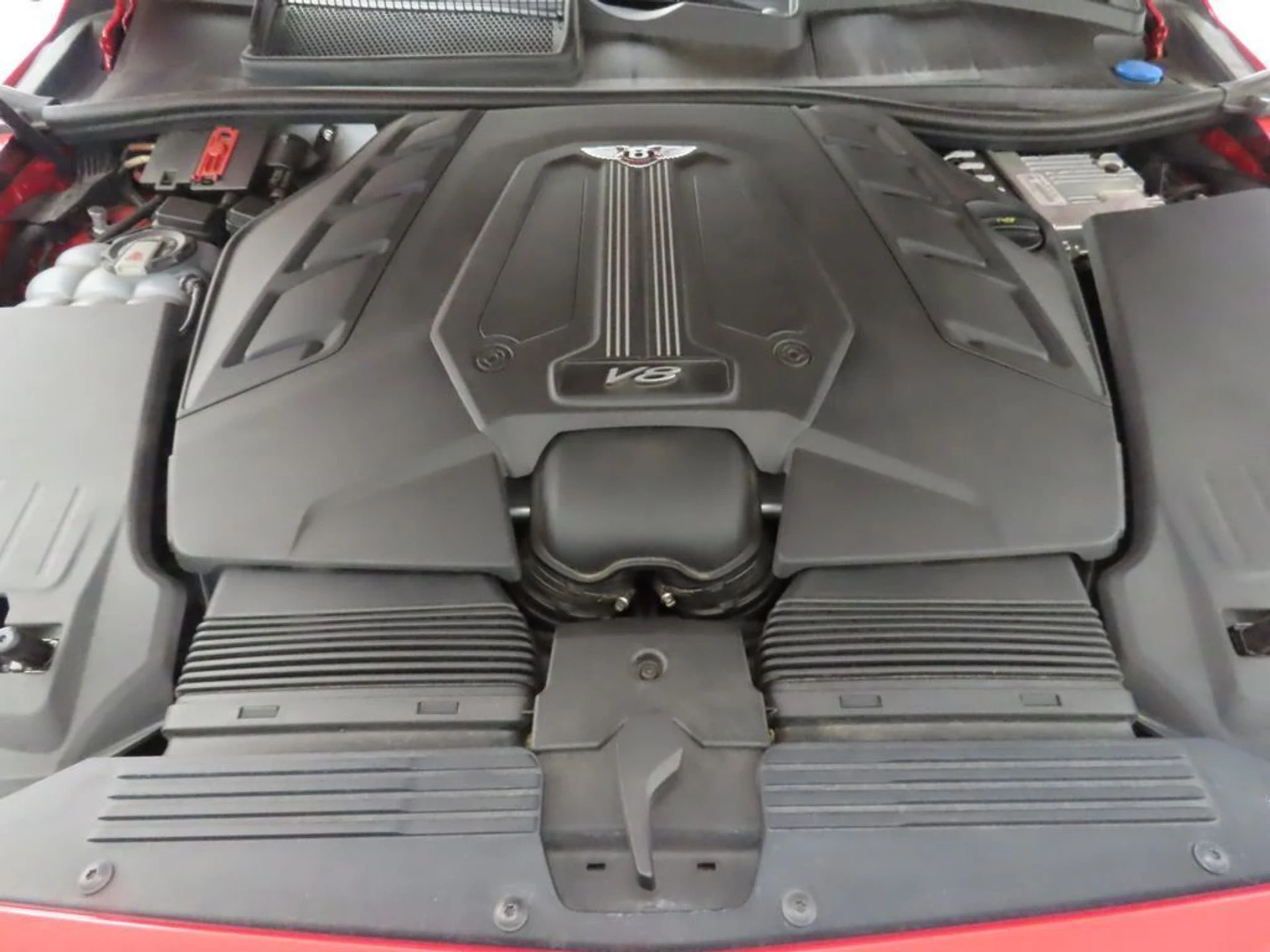 mph028_4255593127_used_2019_bentley_bentayga_v8awd_8119_22926771_29_1024_ee455cc789