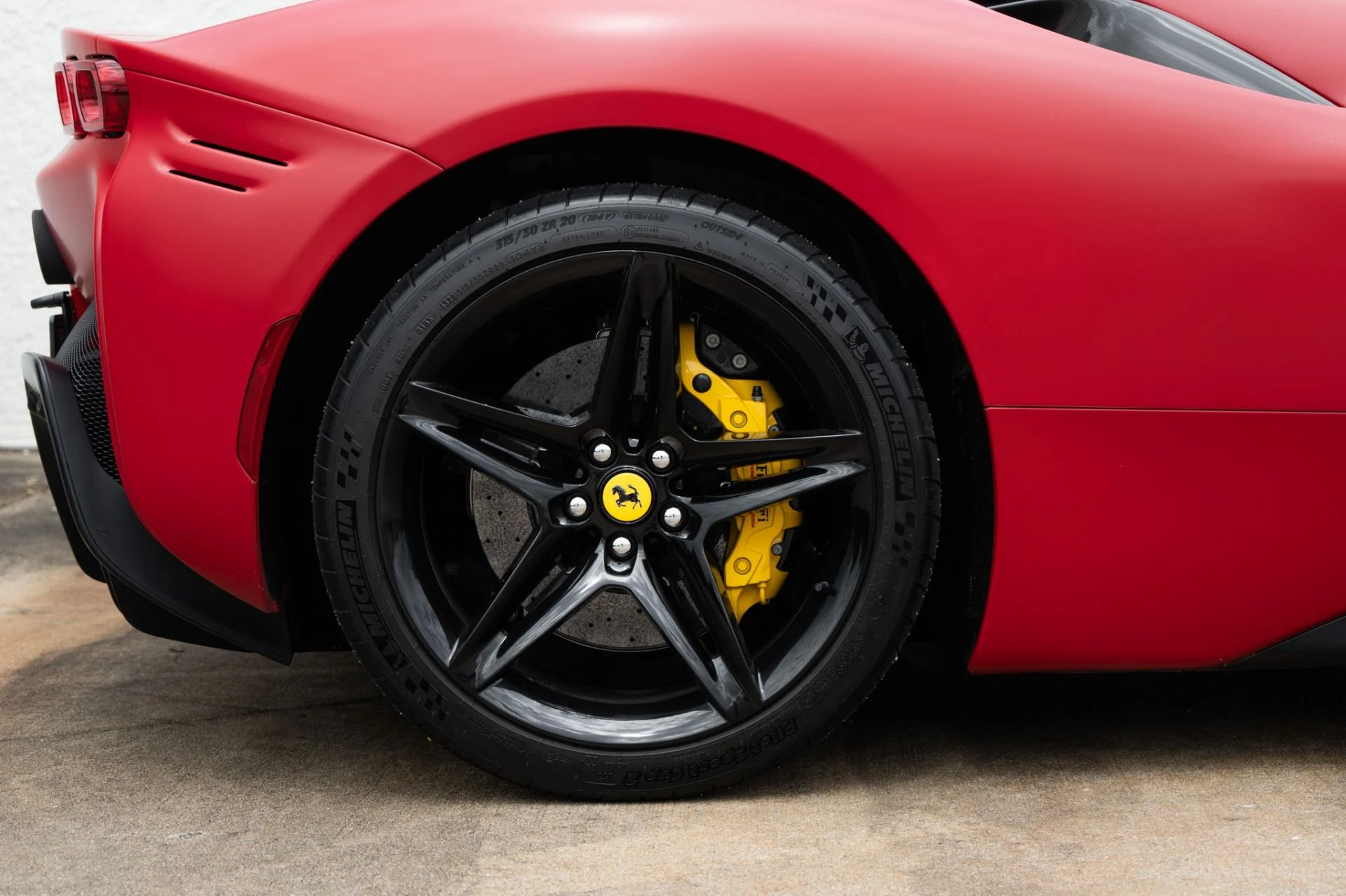 mph028_4260827199_Used_2023_Ferrari_SF_90_Spider_1780939425_807e00ba95