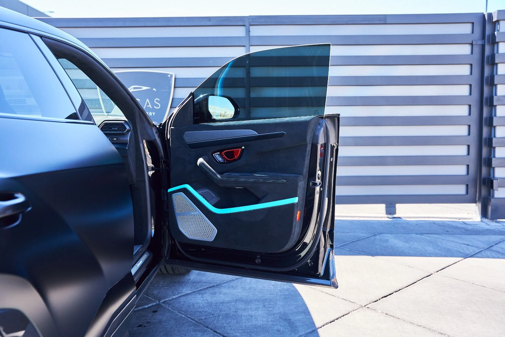 mph028_4271847765_Used_2024_Lamborghini_Urus_Performante_1773367101_315dd45b5c