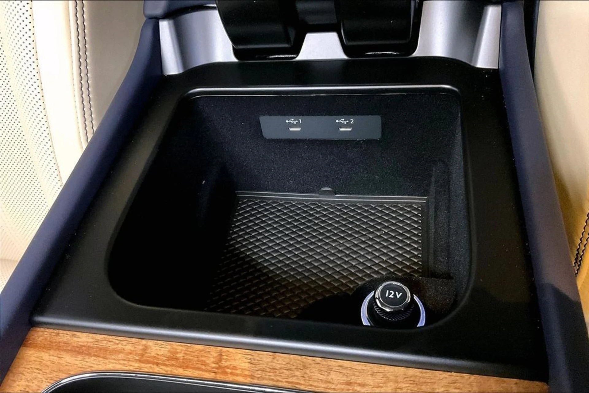 mph028_4274963753_ec6740e90557ce83dd5346a4620ddb11x_ac2b2d2a61