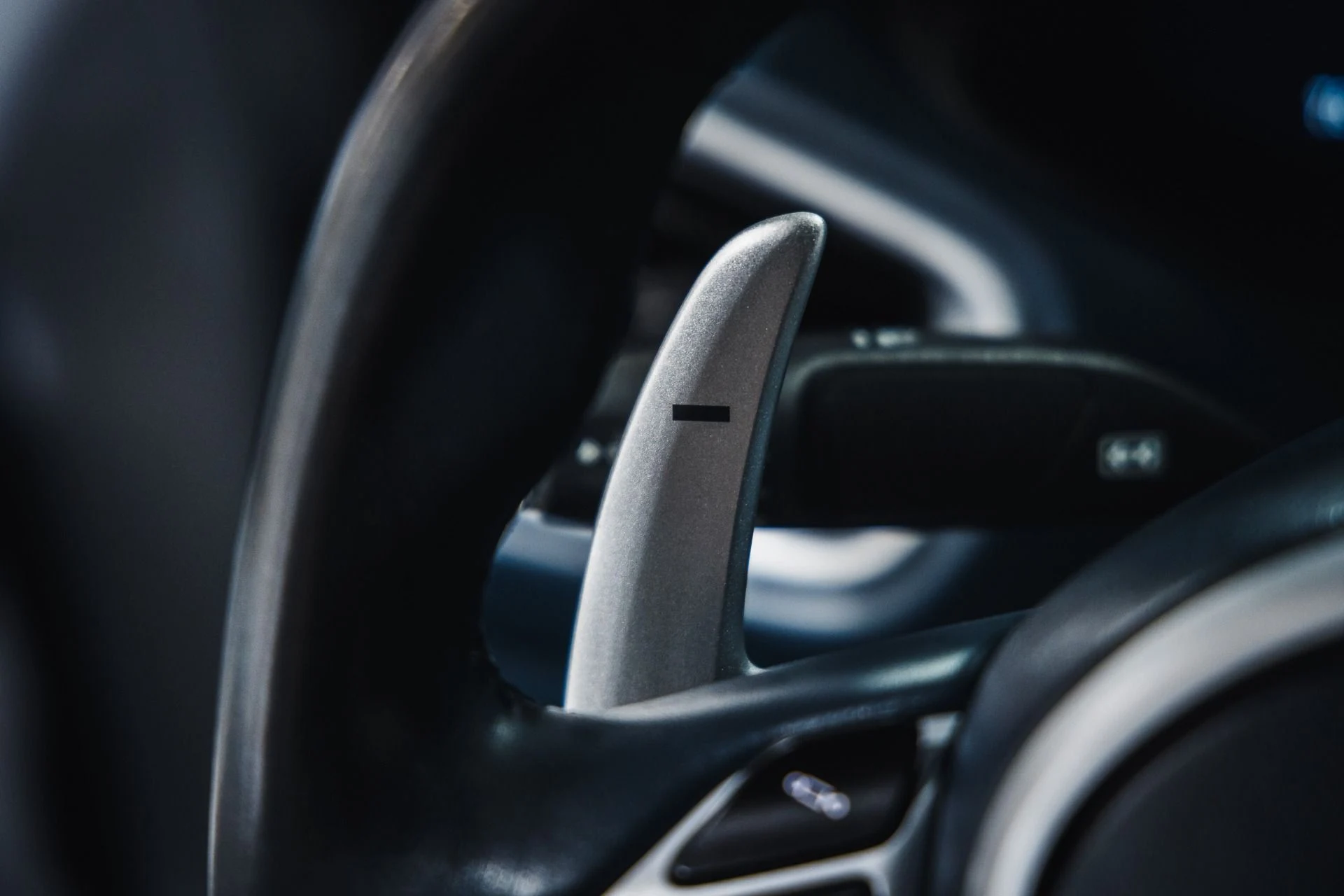 mph028_4281205588_Used_2019_Aston_Martin_DBS_Superleggera_370000_MSRP_CARBON_ROOF_1775436975_02ff9ed734