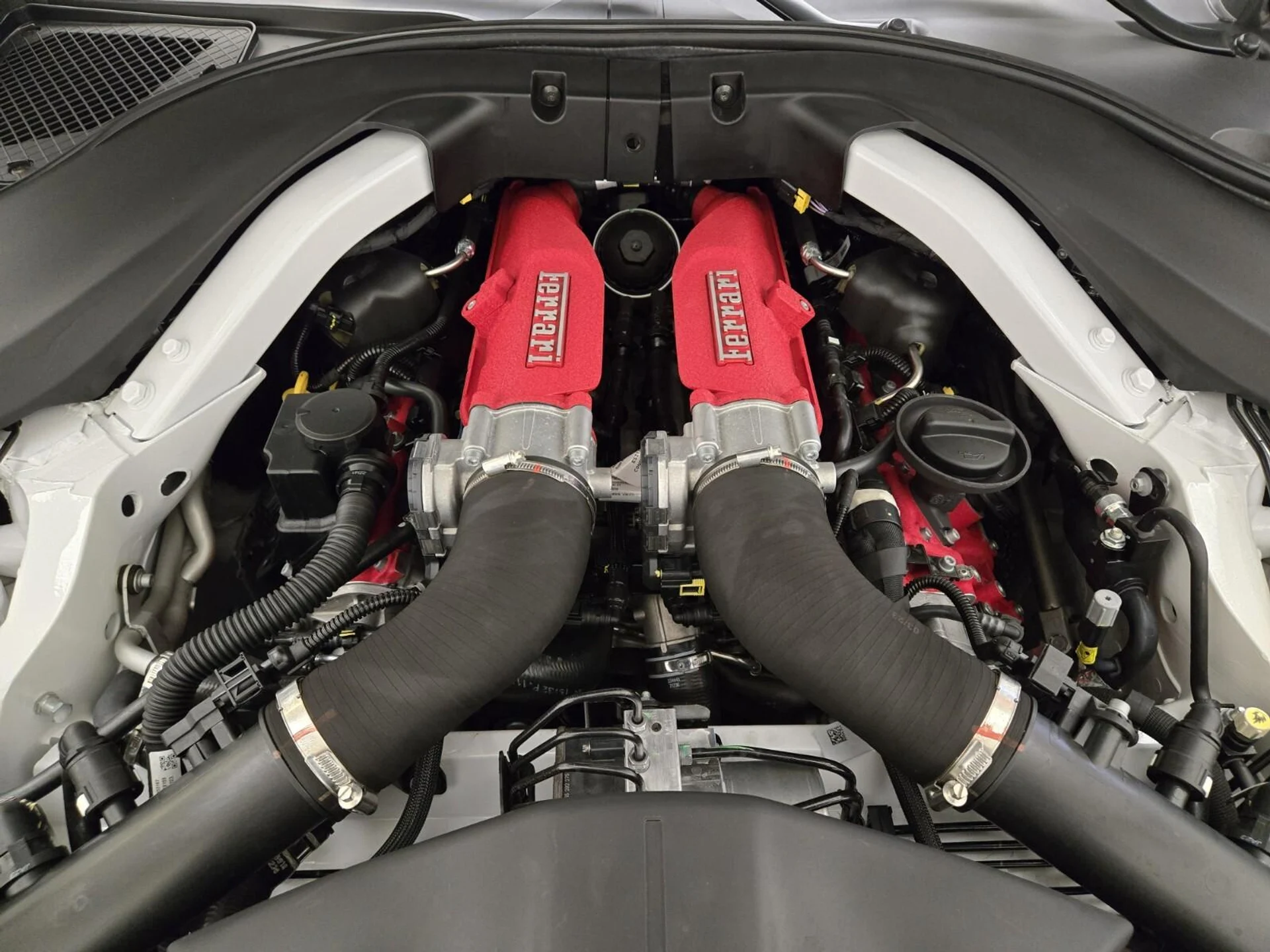 mph028_4281727661_Used_2023_Ferrari_Portofino_1755328629_61d21764c5