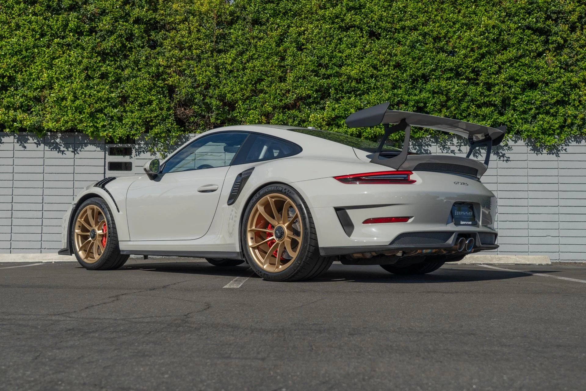 mph028_4282963094_Used_2019_Porsche_911_GT_3_RS_1759431879_efe72b61bc