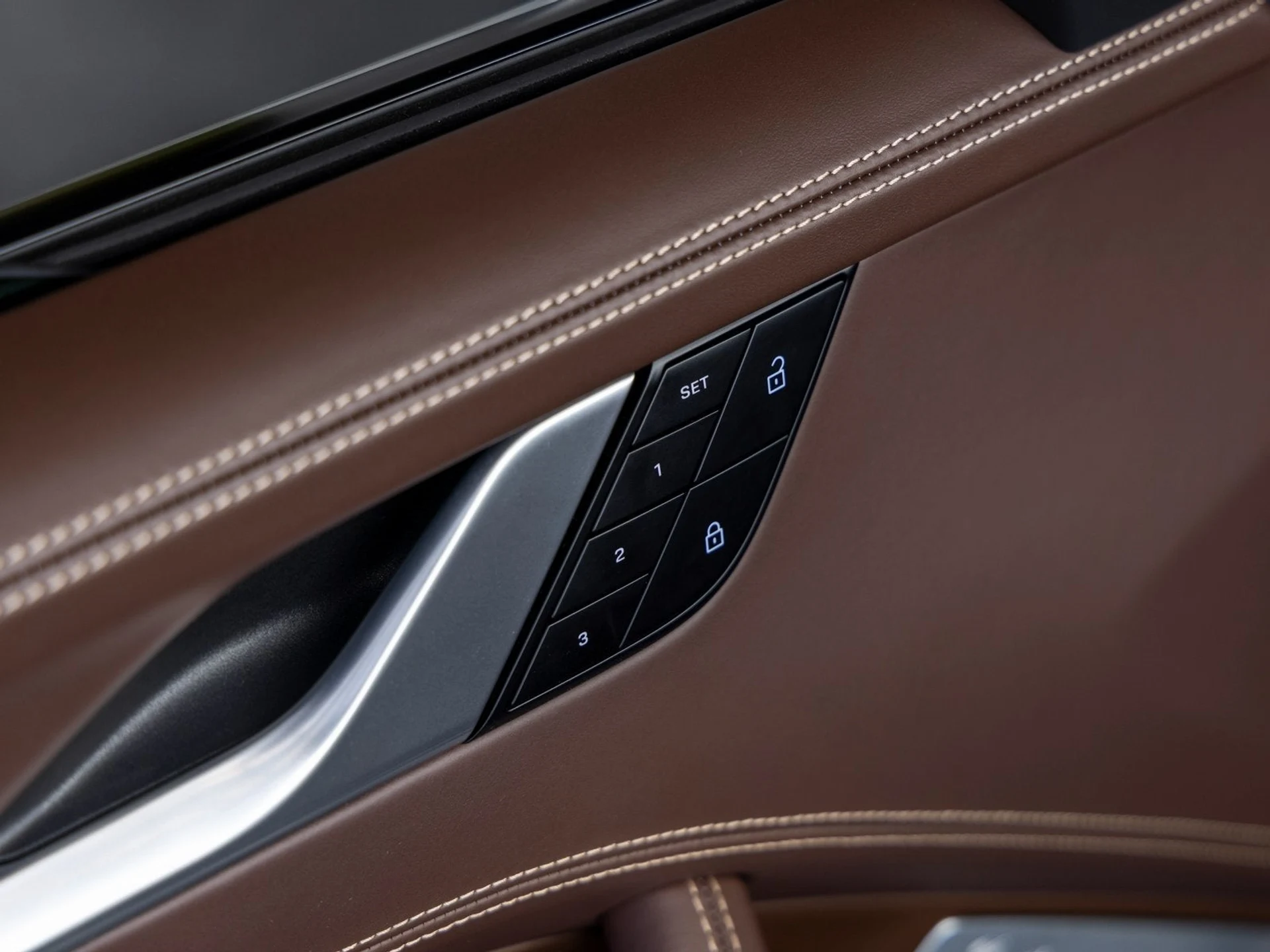 mph028_4285108170_29_b5276816a6