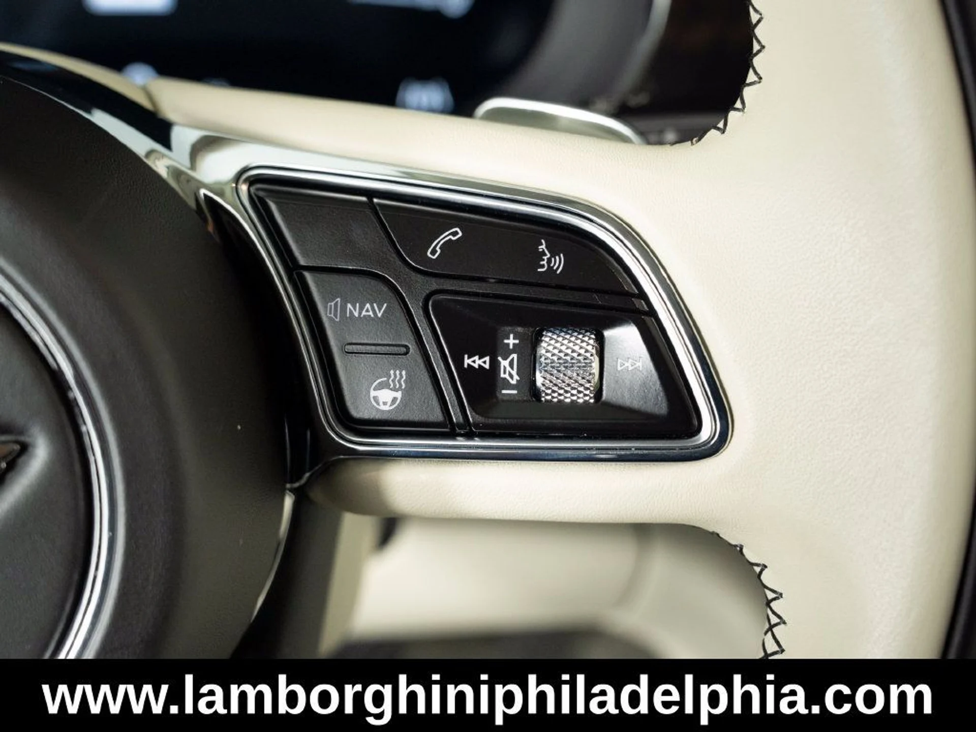 mph028_431510311_045db5d359aed56449df5033ec7965d1x_2210723ced