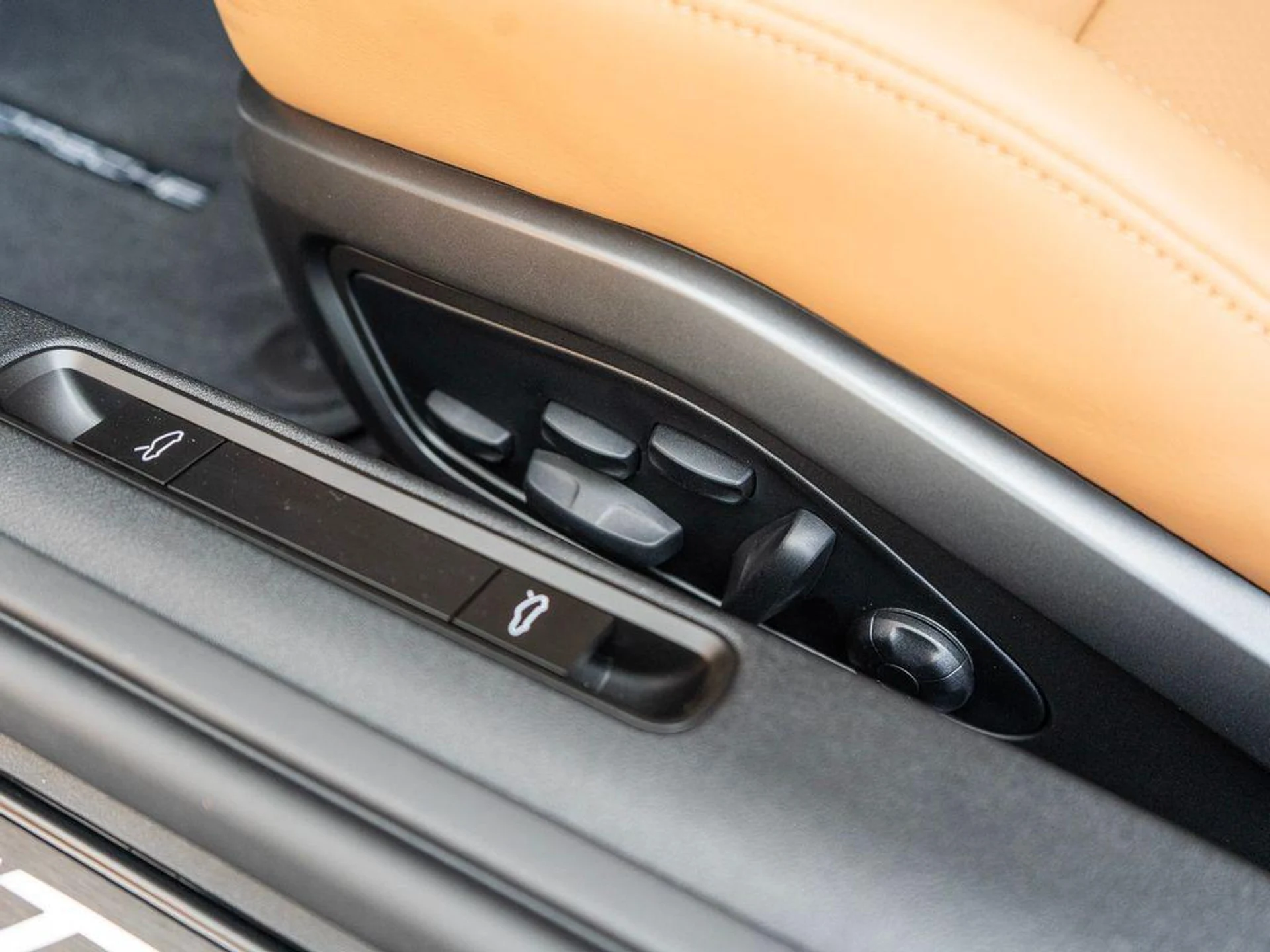 mph028_432411441_q_Vy0maa_KCOX_Z_Tuk_G9_U_Ix_DPV_Ptg_56375df778