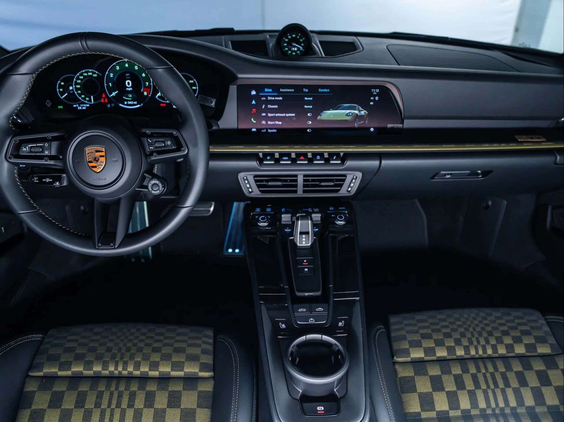 mph028_433885912_3b5160705e51e347ba5f3059bae84313_a2b25de7c7