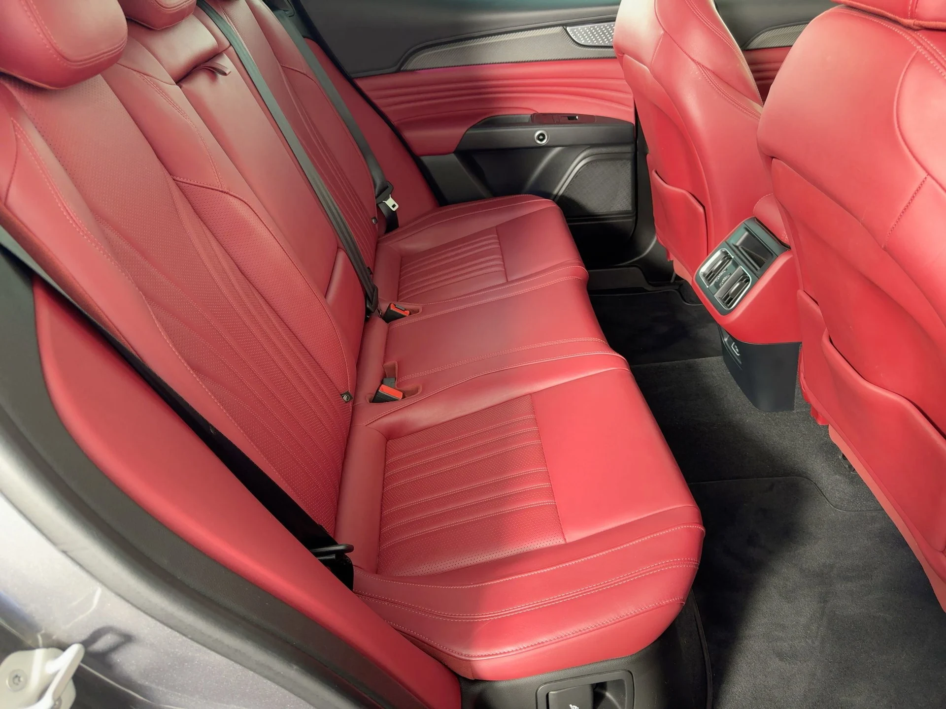 mph028_437249327_f76336e42c5a5effa441c384fcf5f16dx_e7435adf7a