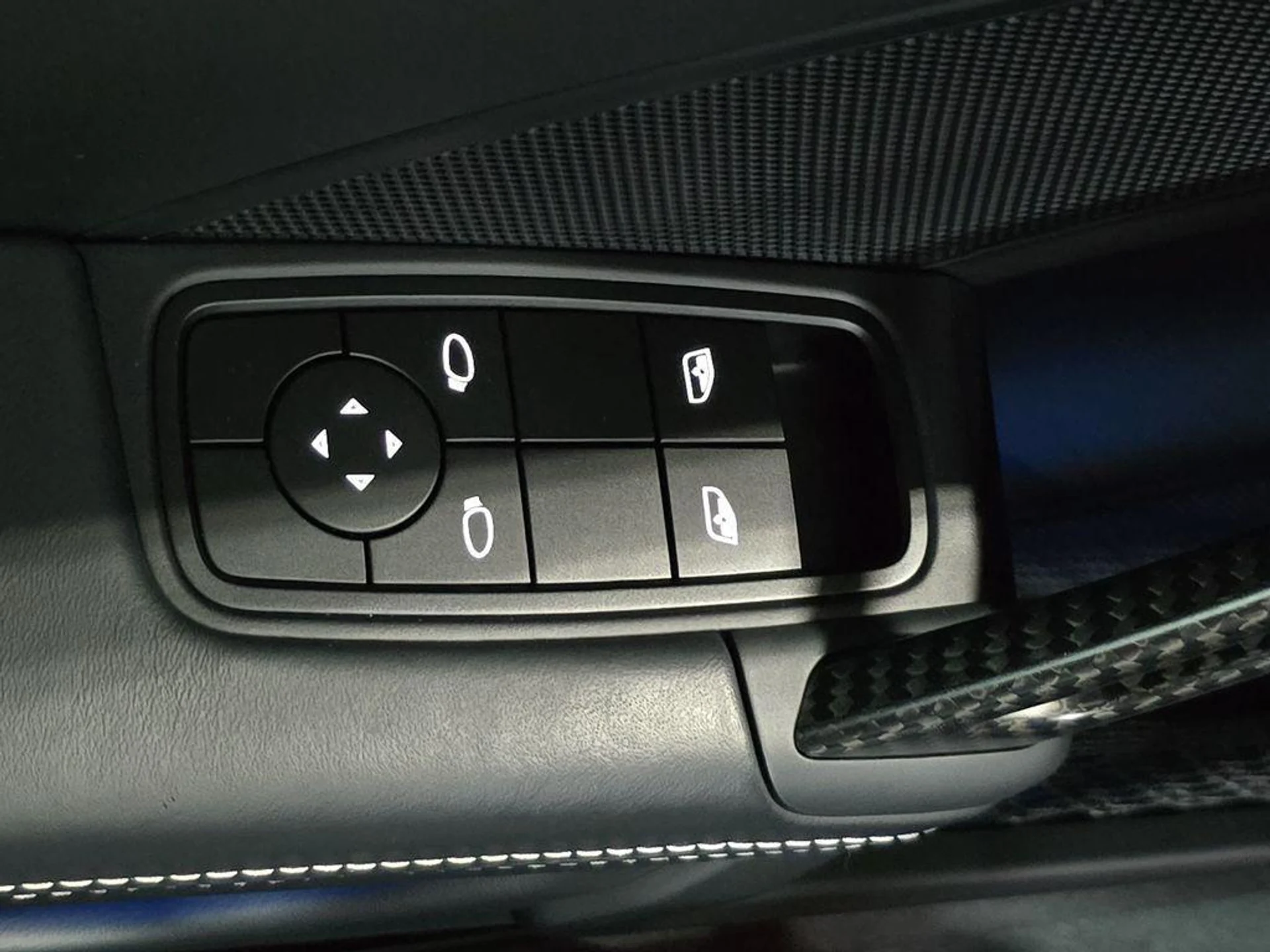 mph028_437470102_On_o35_Cl1_Enj3_Jon7uw_NC_0_Y_Fj_Y_6c1039e45f