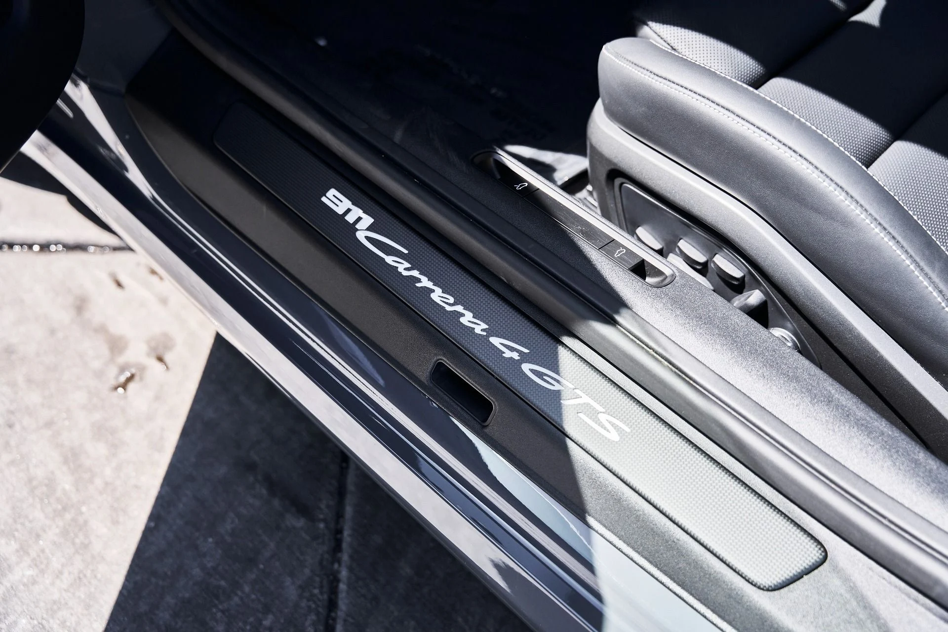 mph028_440034521_Used_2026_Porsche_911_Carrera_4_GTS_1776878379_91b5f28605