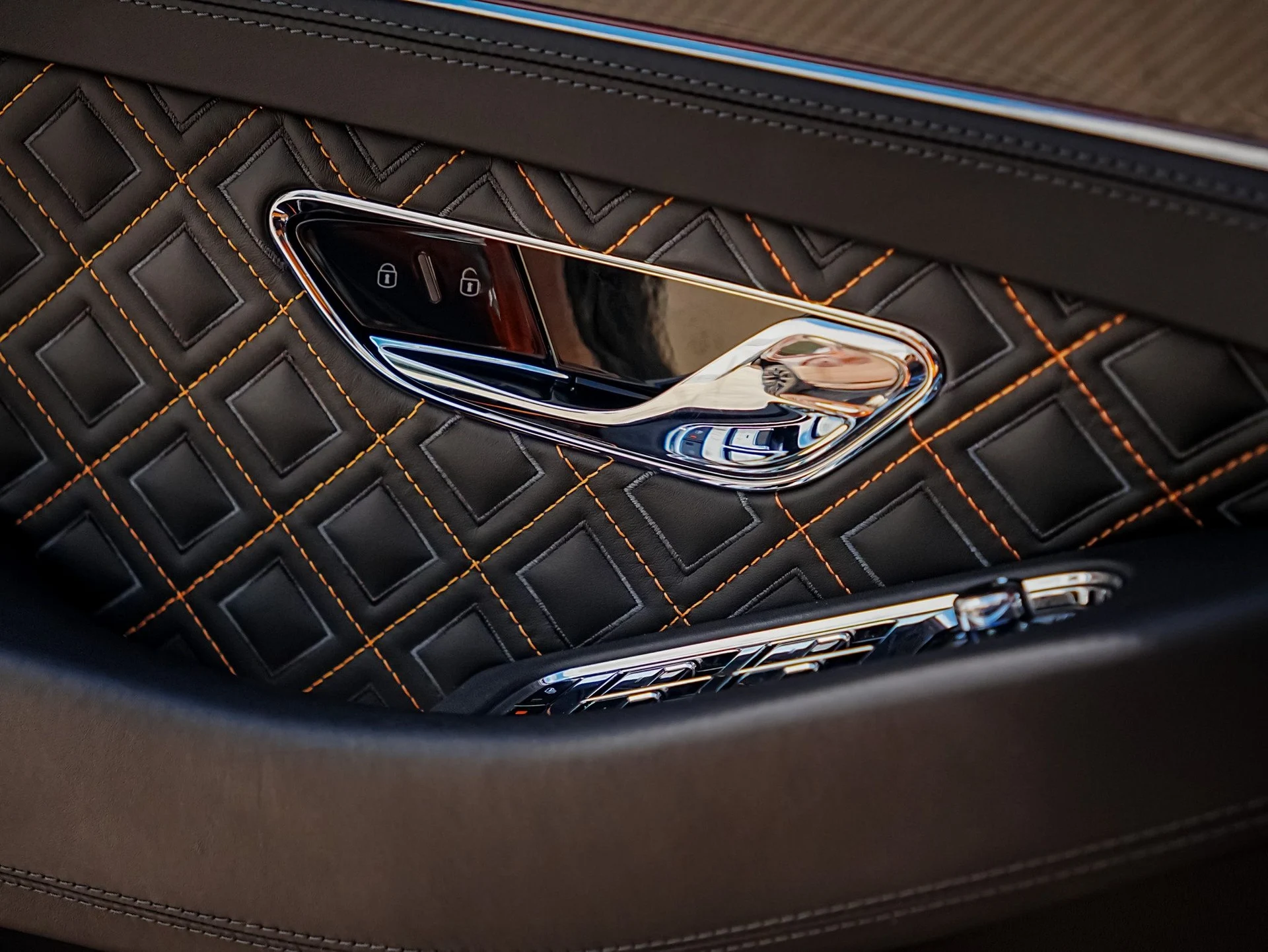 mph028_443406534_Hi_Tech_Luxury_Imports_LLC_SCBDT_4_ZG_2_PC_008421_image_28_d221859825