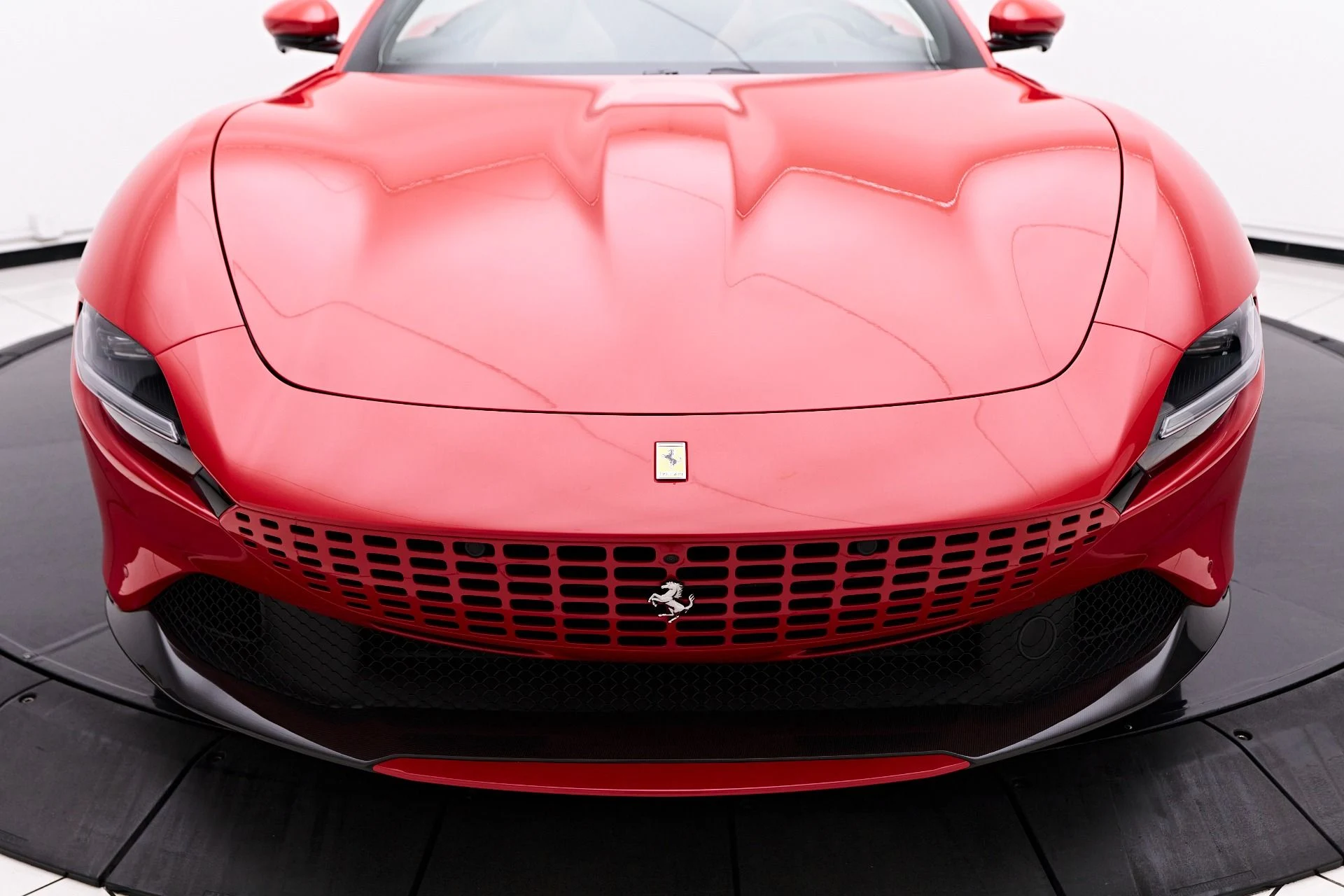 mph028_445770813_Used_2024_Ferrari_Roma_Base_1757783501_4e93e48cfc