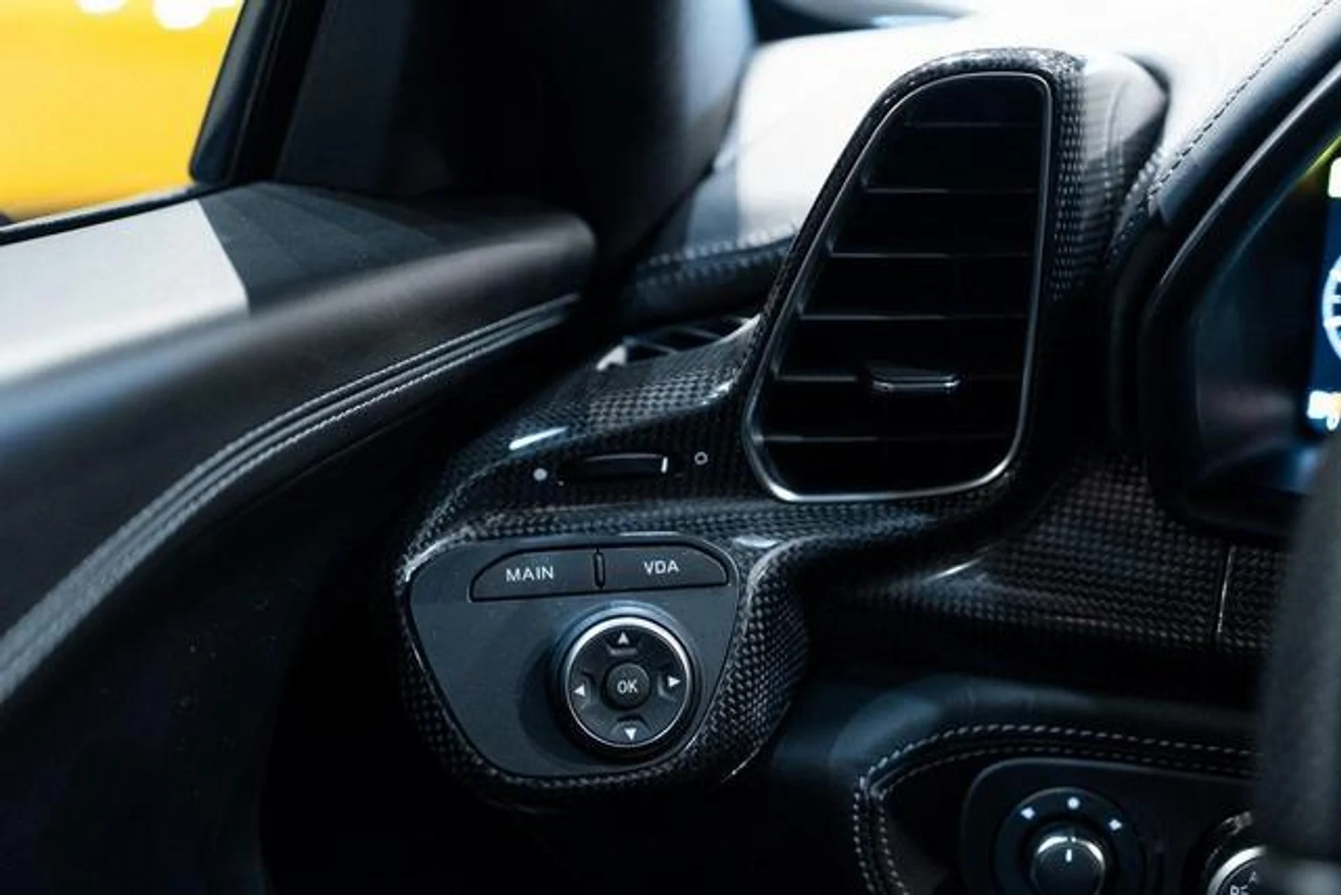 mph028_454775354_sl_Y_Nsn_r_EI_5it2qjel_Kmi_L0_Hv_KE_194bf80005