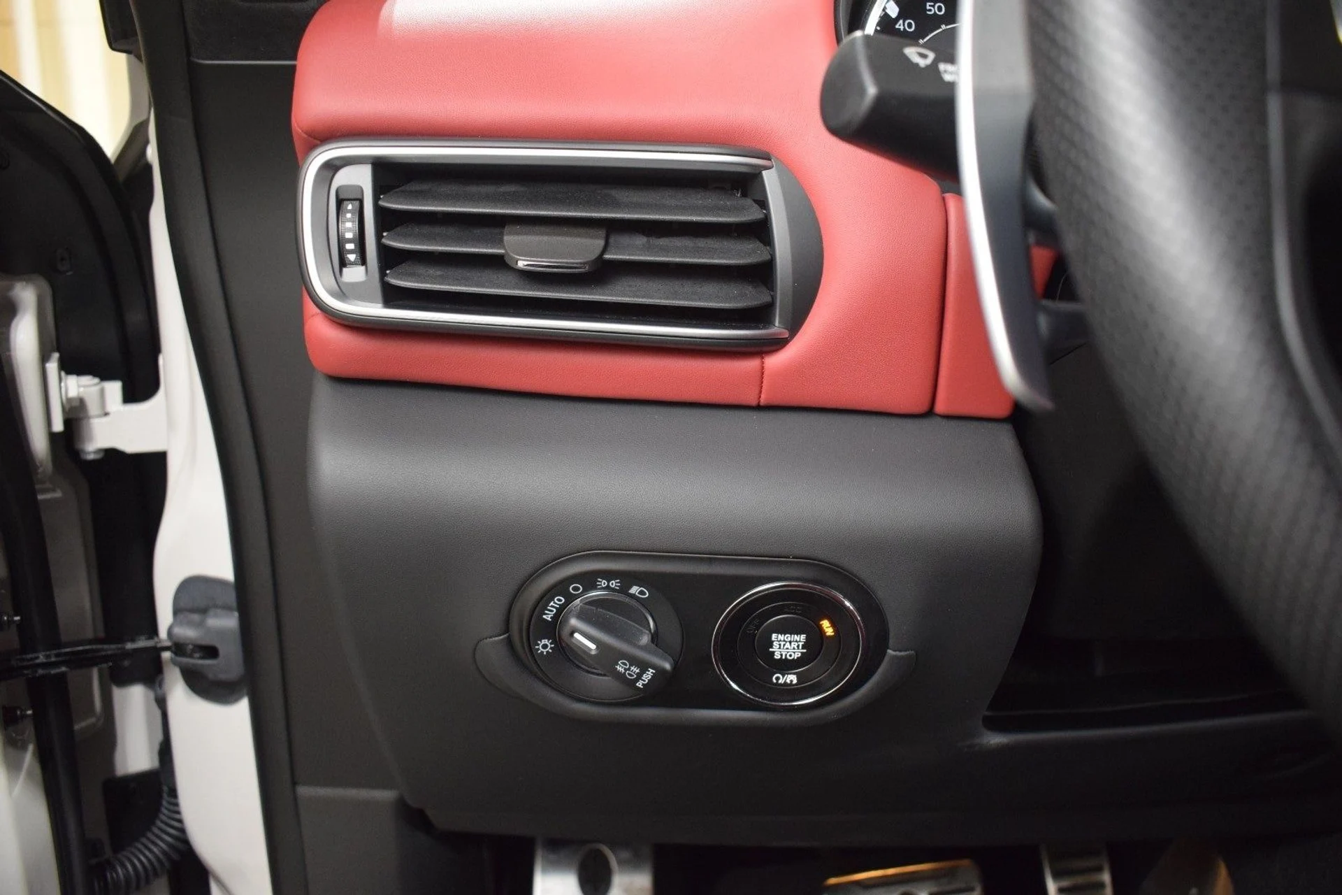 mph028_454985951_b46dea04c3f8bc67e13ab54c50f49bf7x_7fef7b97c4