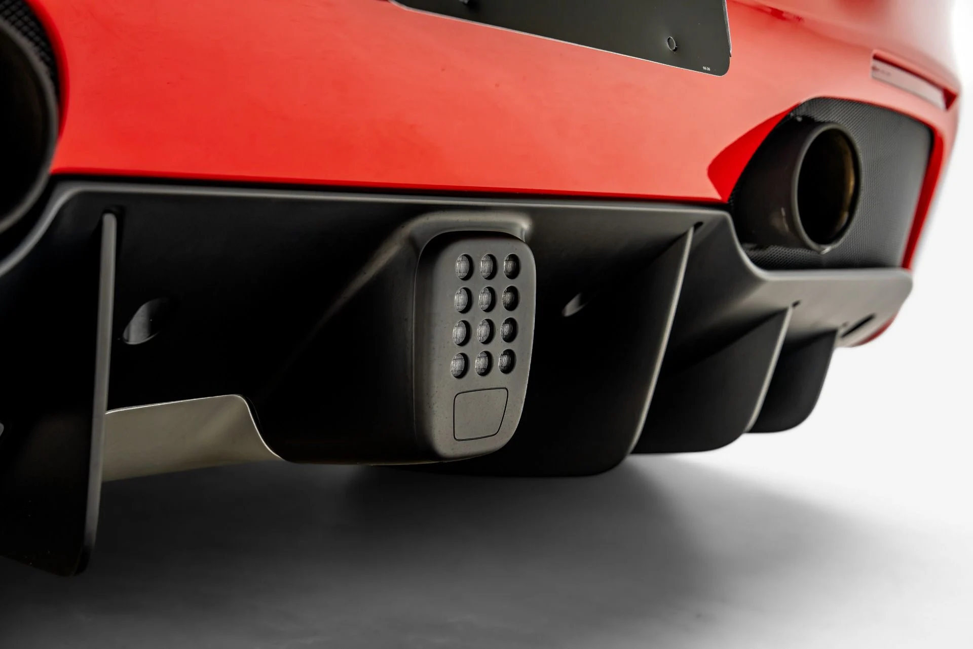 mph028_456514466_Used_2018_Ferrari_488_GTB_1785446206_43f52f125e