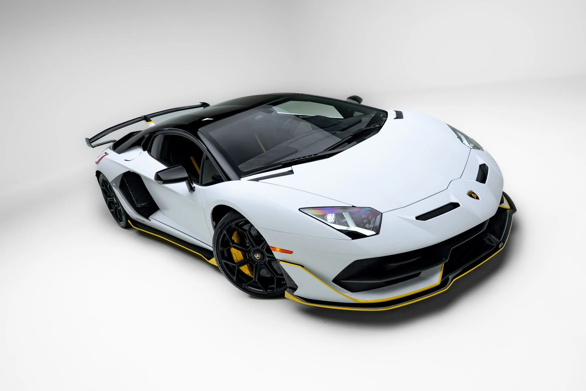 mph028_45747026_Used_2021_Lamborghini_Aventador_LP_770_4_SVJ_1776372314_e03383b34c