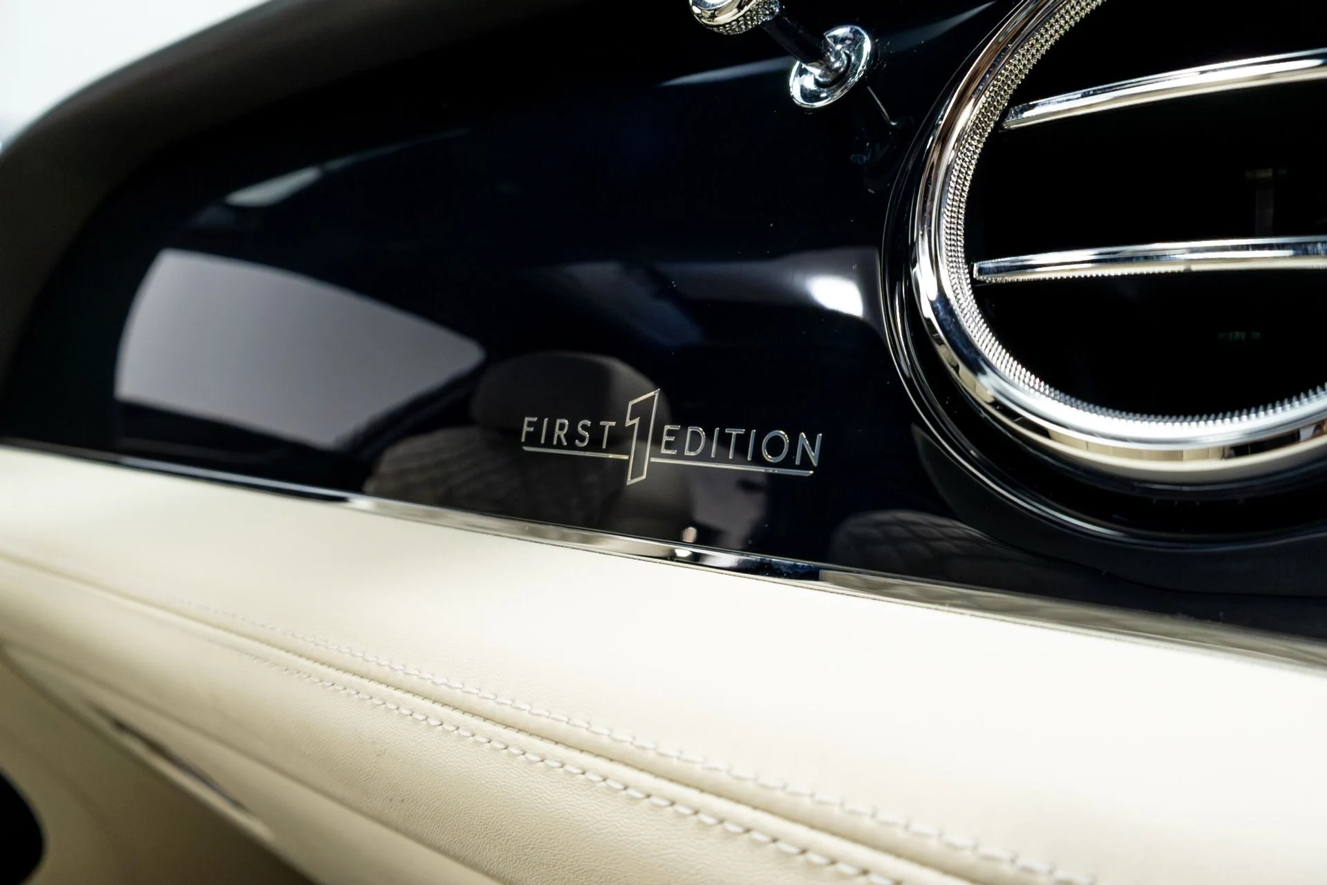 mph028_466155702_Used_2021_Bentley_Bentayga_V8_First_Edition_1774291657_2cea26a8e7