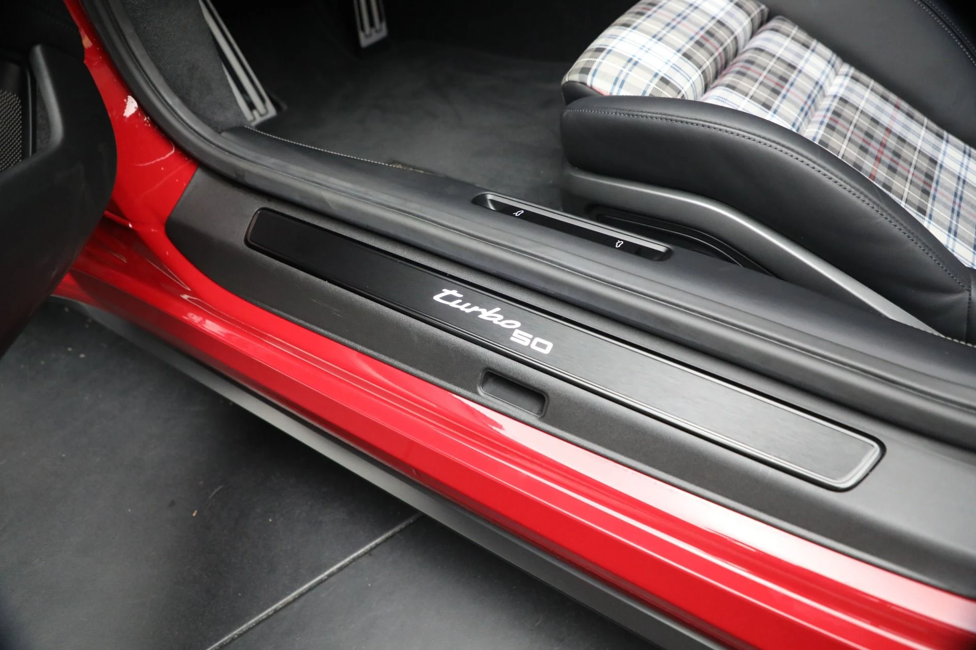 mph028_474556423_Used_2025_Porsche_911_Turbo_50_Years_1791313521_2dd9a7e98e