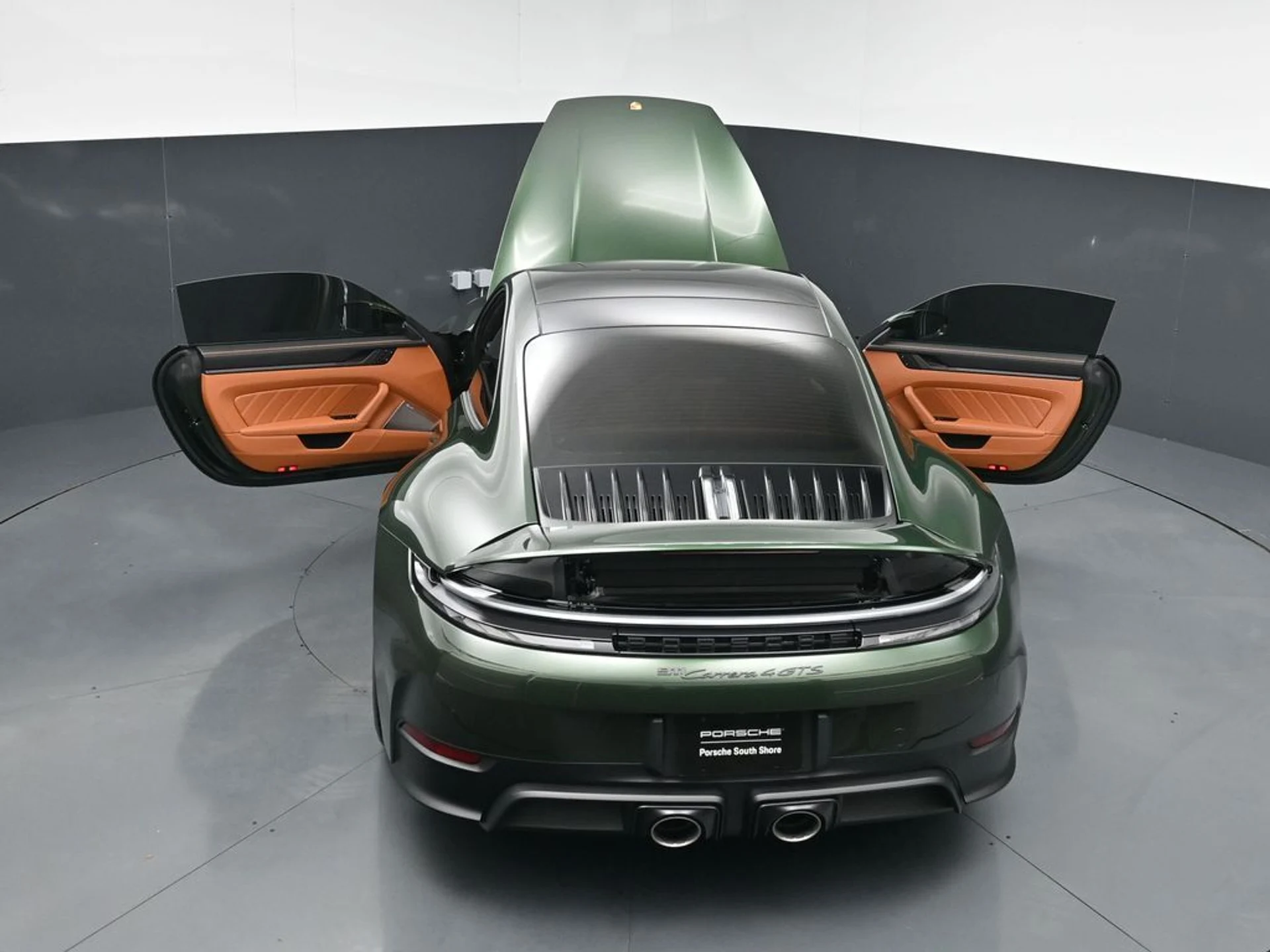 mph028_475852872_c98e737f77909f50083af8adc4951360x_4e477ad284