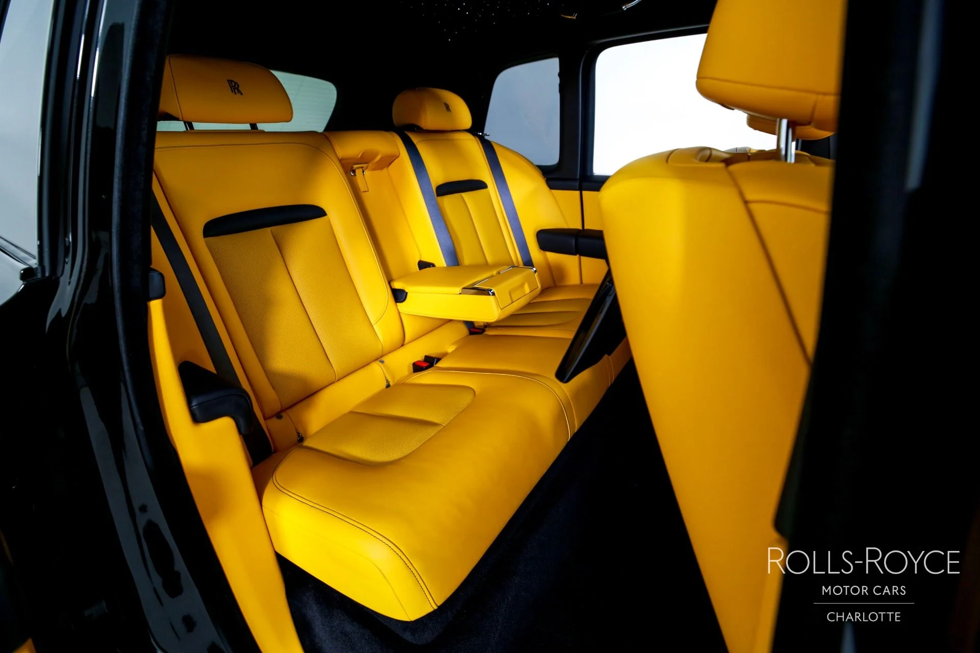 mph028_479322362_Used_2024_Rolls_Royce_Cullinan_1764777967_6aa473cdda