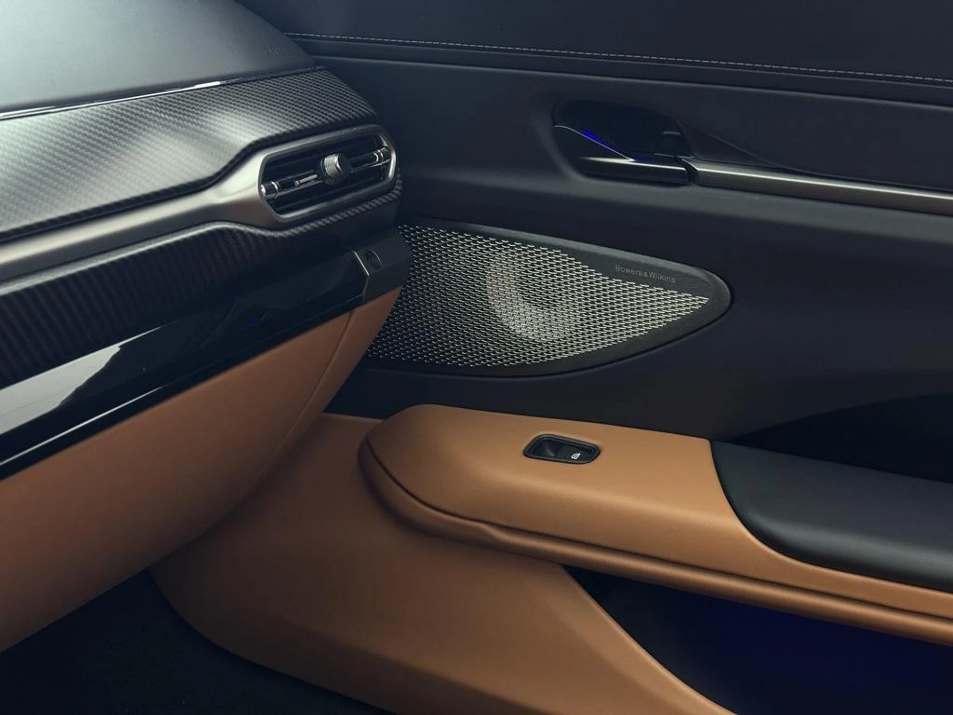 mph028_485040344_p_Ak_Tvc_I_Le_WX_Em_t_P_Wy_KCI_Tc_Qfrk_213a376a32