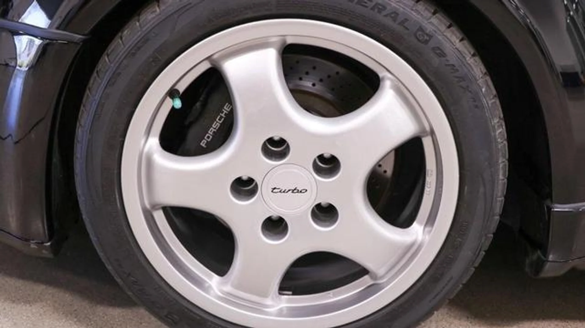 mph028_488386959_Bt_BET_2_Ikce_Bo_Ax_Ov5j_Zq_Rp5q_Lo_17f43faf81