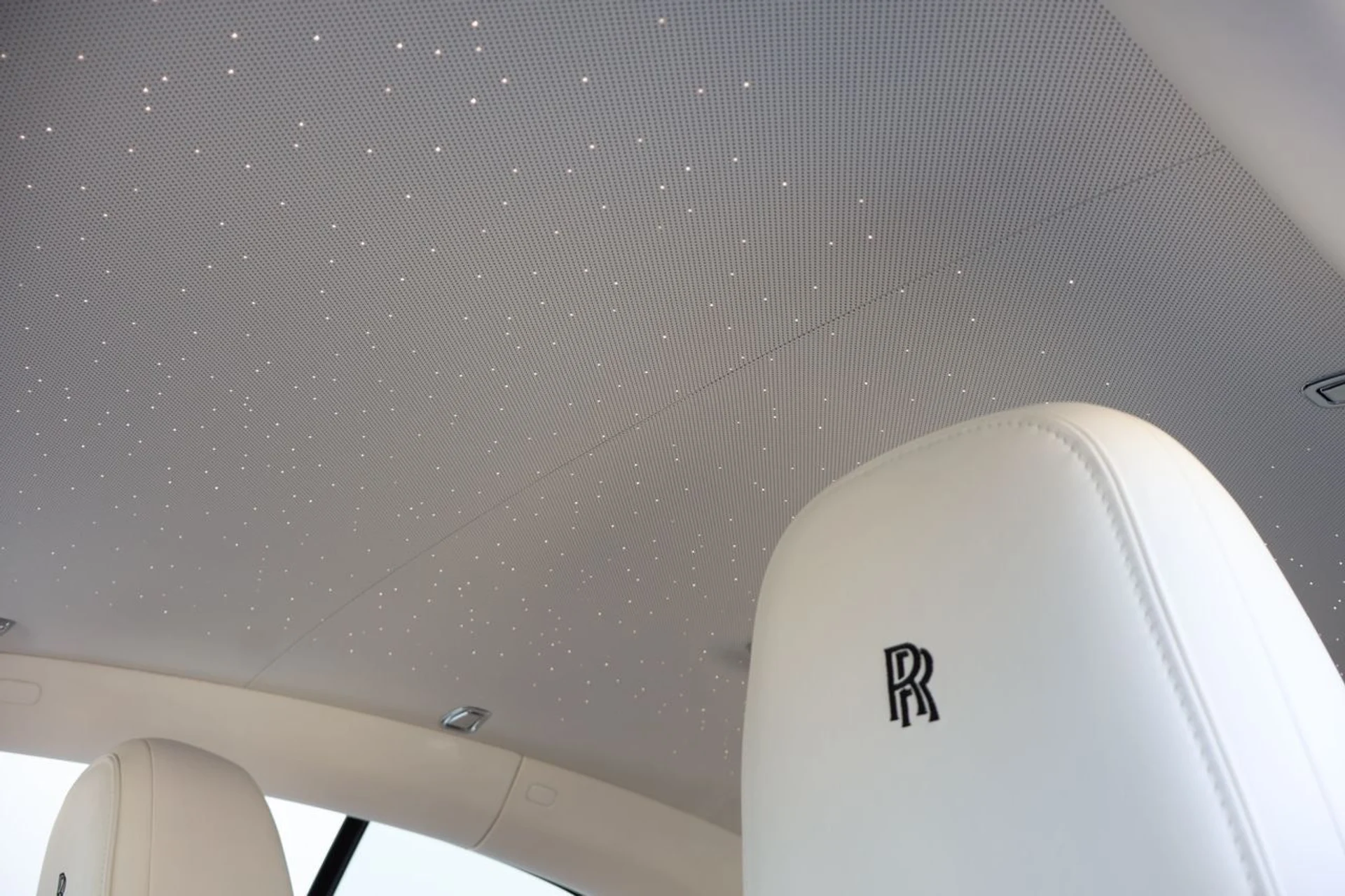 mph028_493710528_29_5ebab2905f