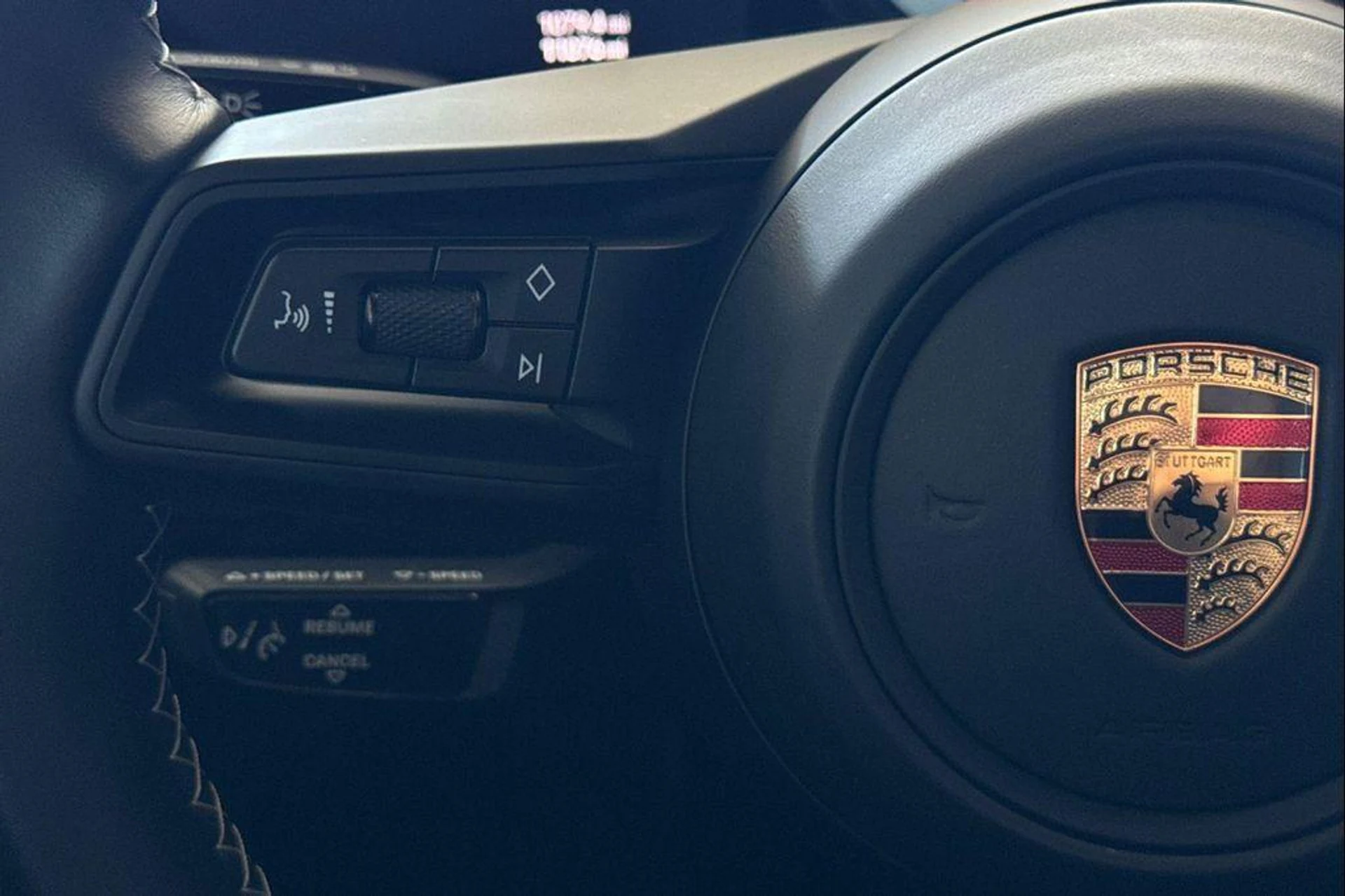 mph028_503997815_MJGPW_Xuw_Upff_B_Brt_O7_Vxpas_Py_UY_fd337b979a