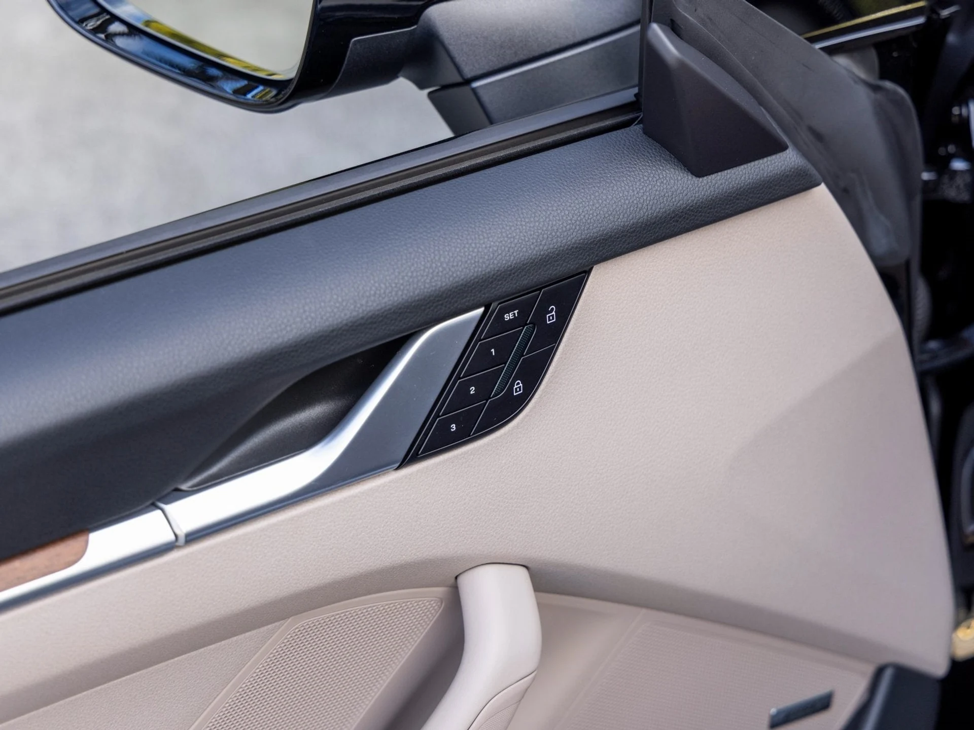 mph028_505801397_29_7ef44644a7