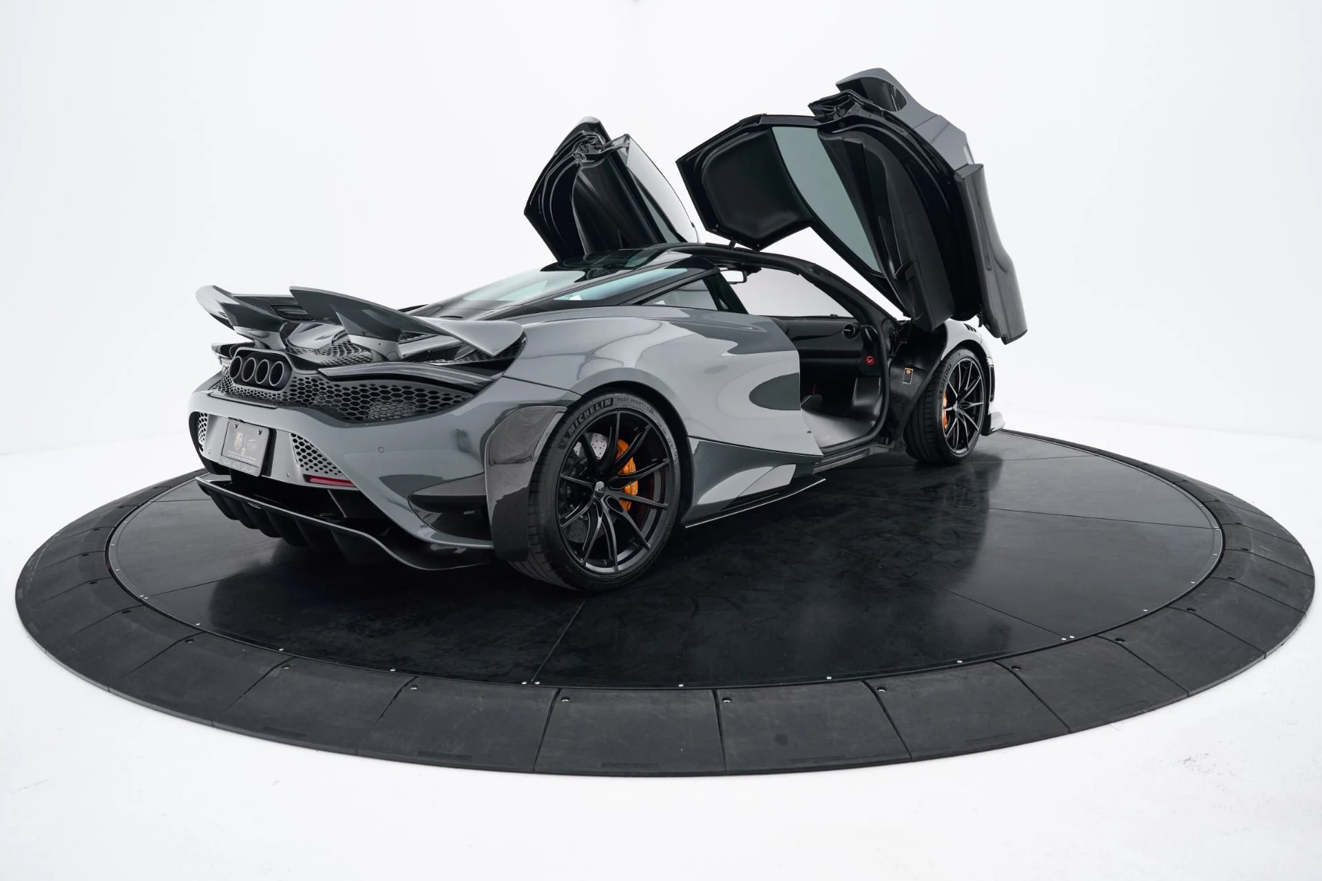 mph028_514276637_Used_2021_Mc_Laren_765_LT_Base_1793123893_b571a681ac
