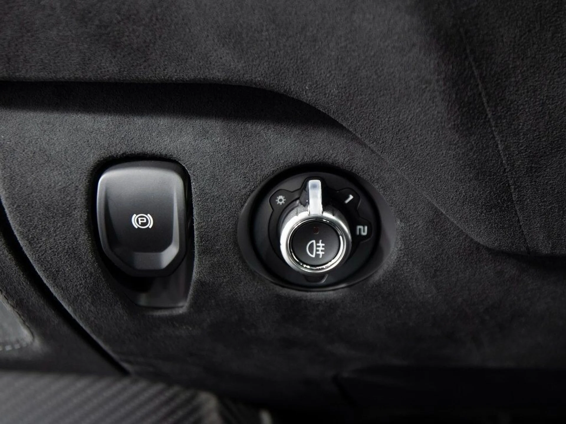 mph028_518610268_1b176e93a9ece51cd69c08f11b10563ax_45fc77f457